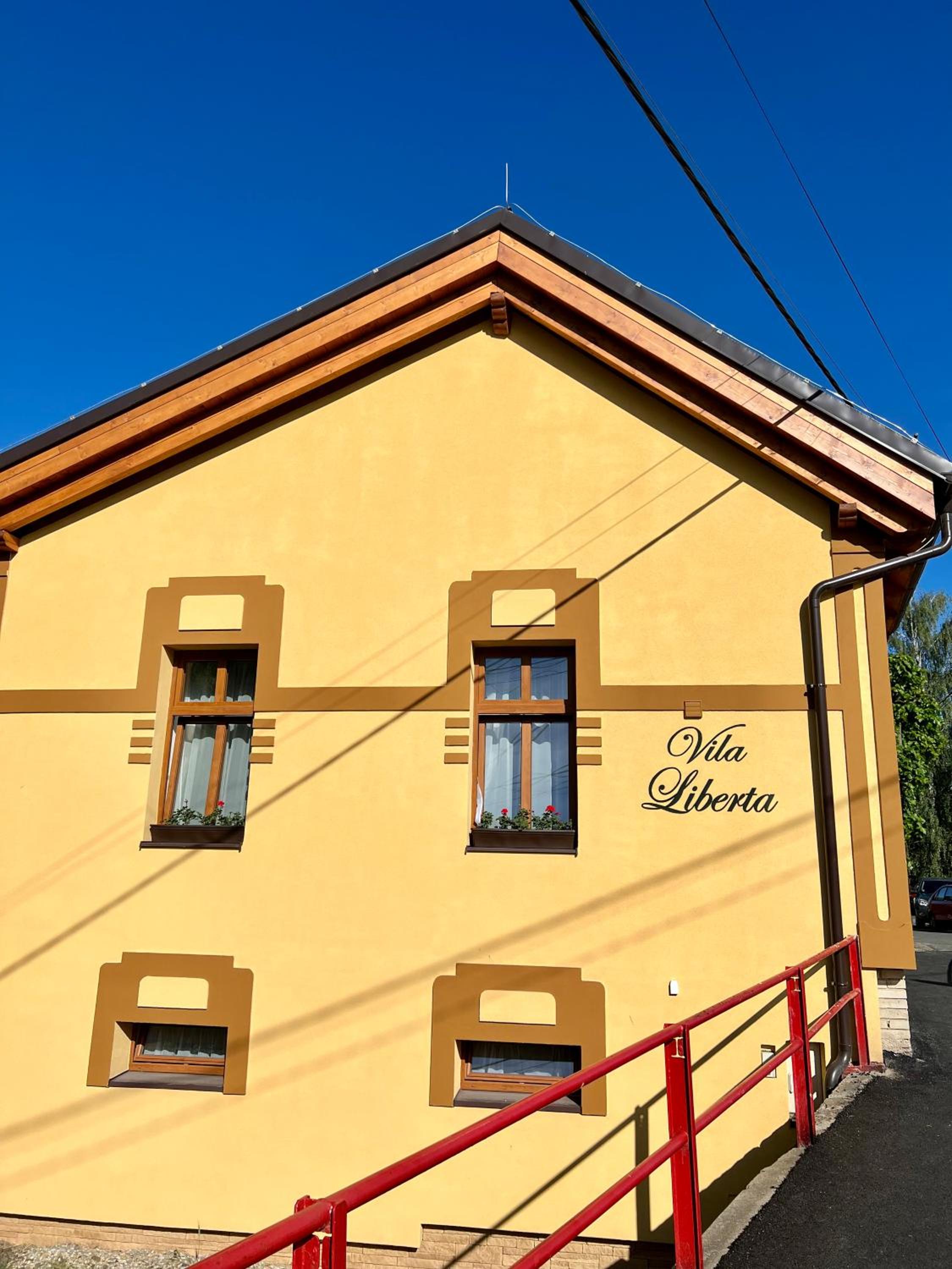 Photo 48