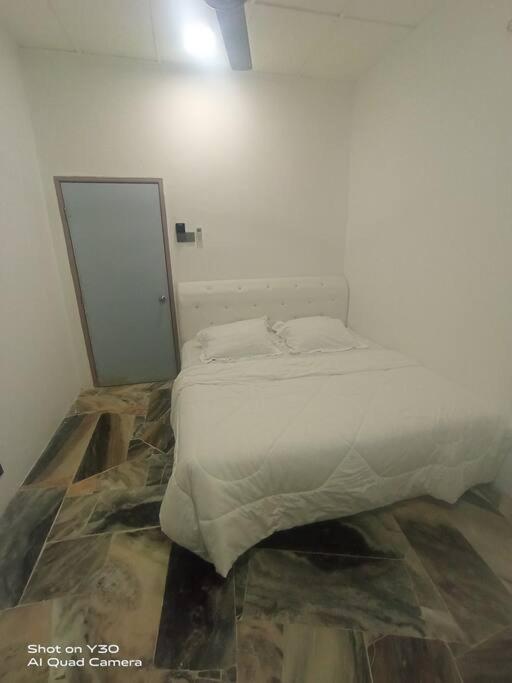 Imani Homestay Beach Gateway Bagan Lalang photo 6