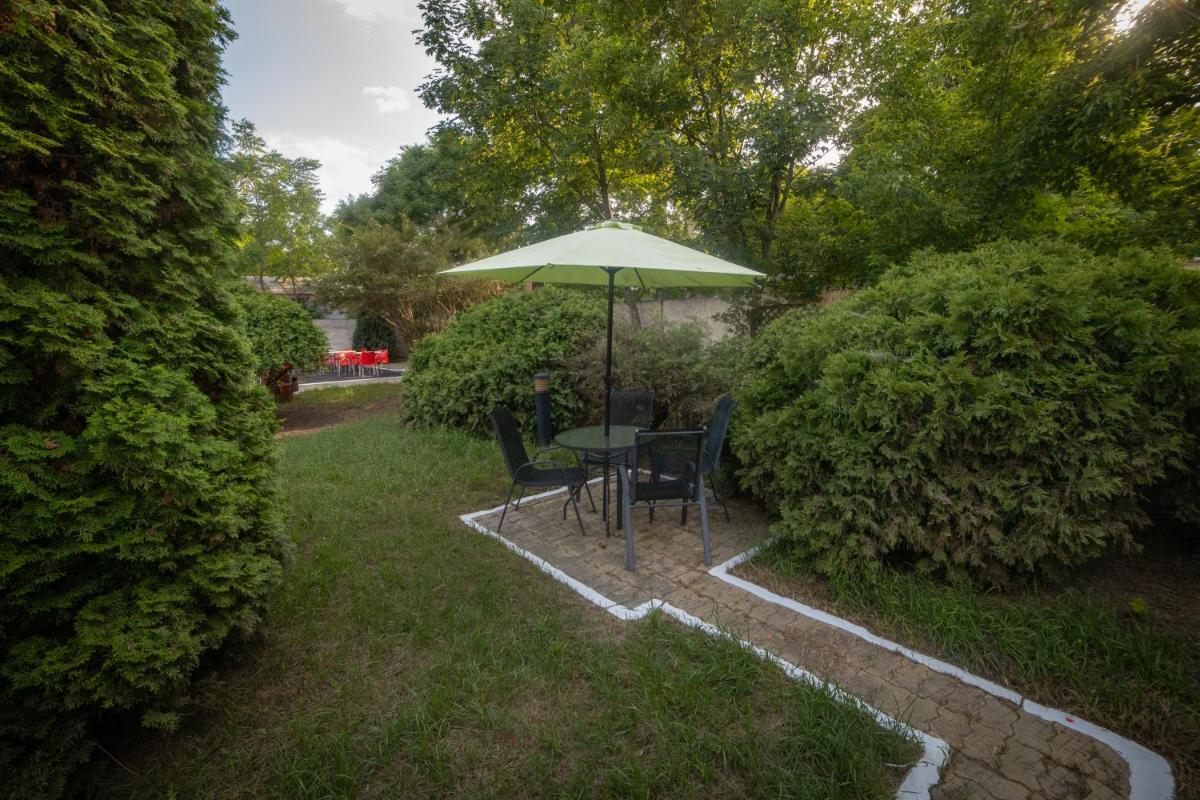 outdoor BBQ area