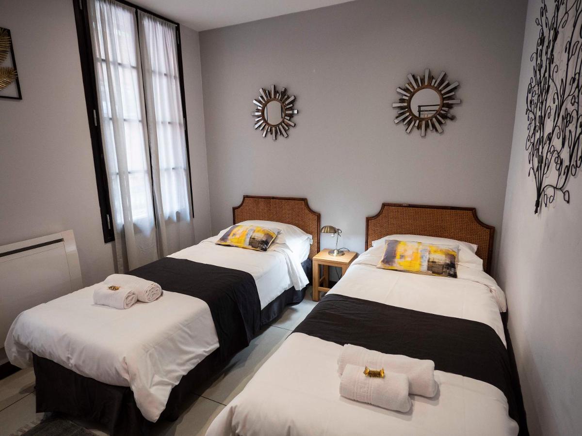 Suites Coronell d'En Vila view 5