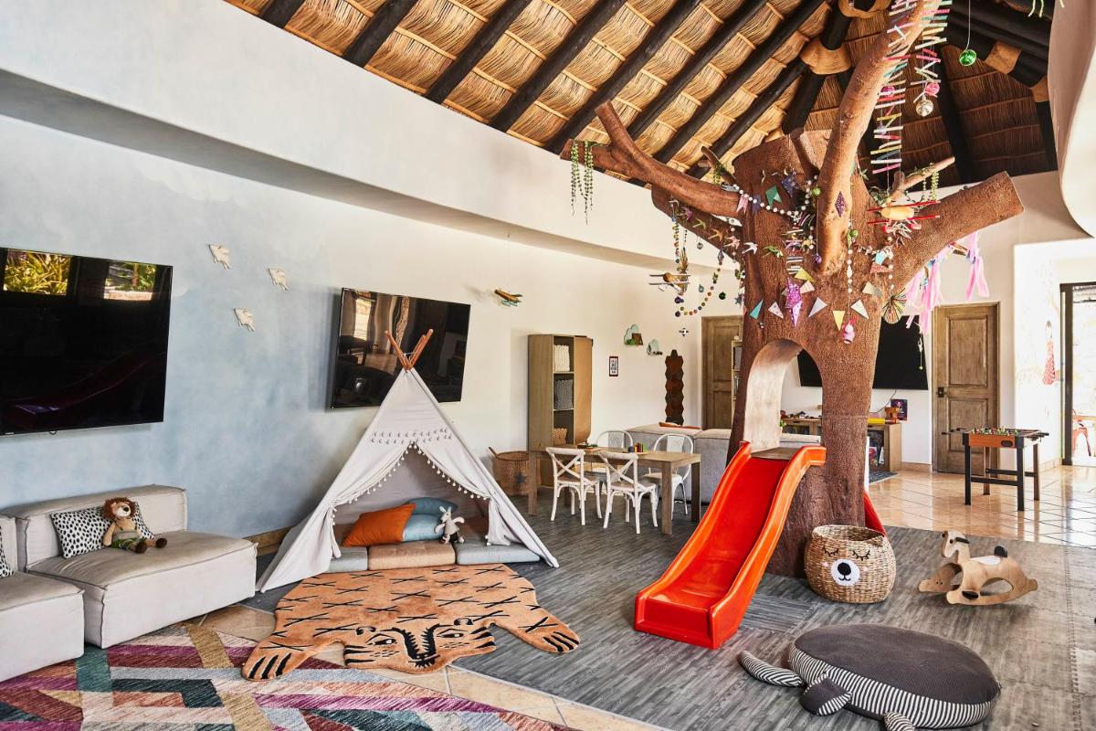 children's play area