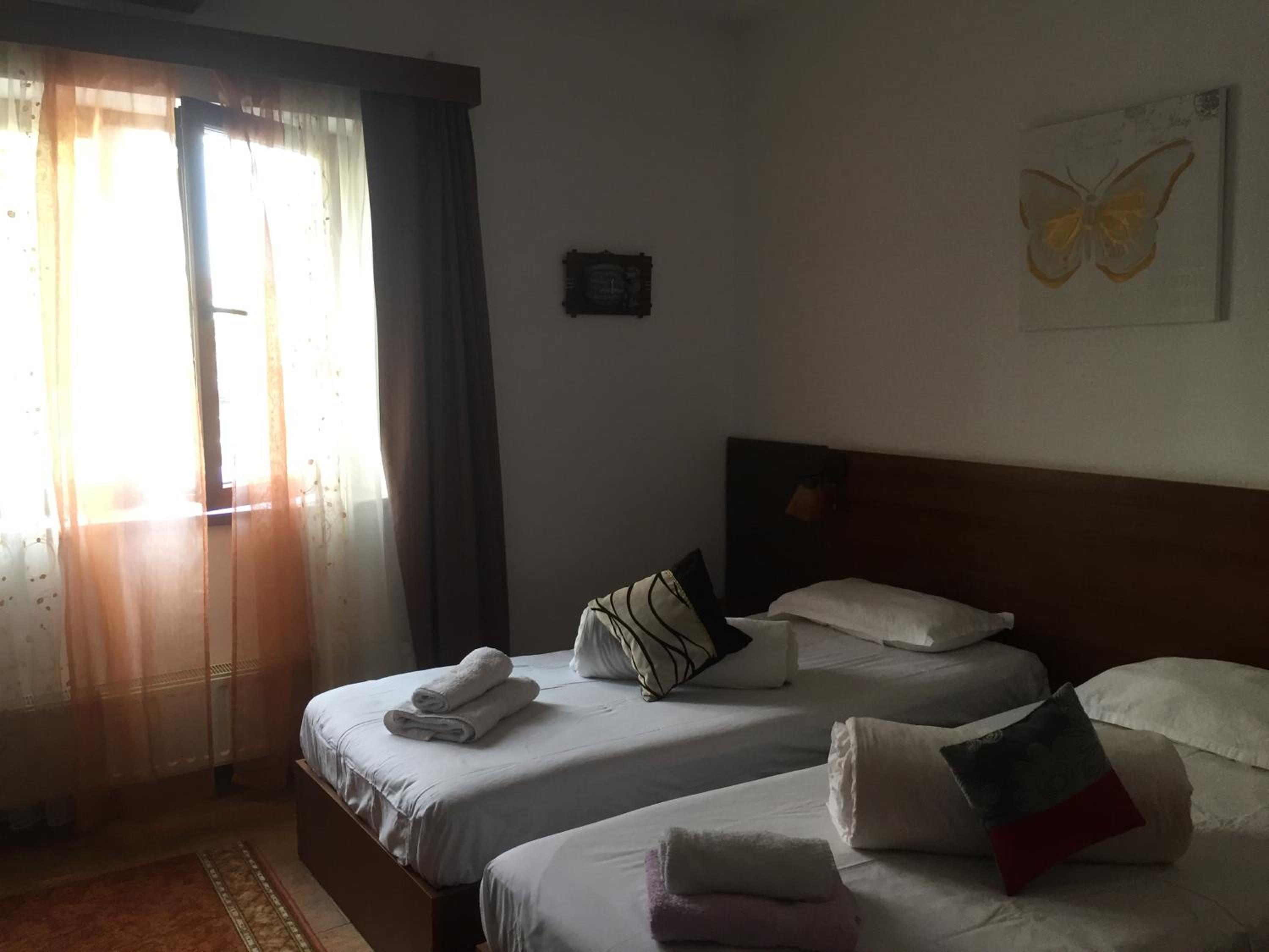 Pensiunea Buon Gusto Sibiu-motorcyle friendly,city center