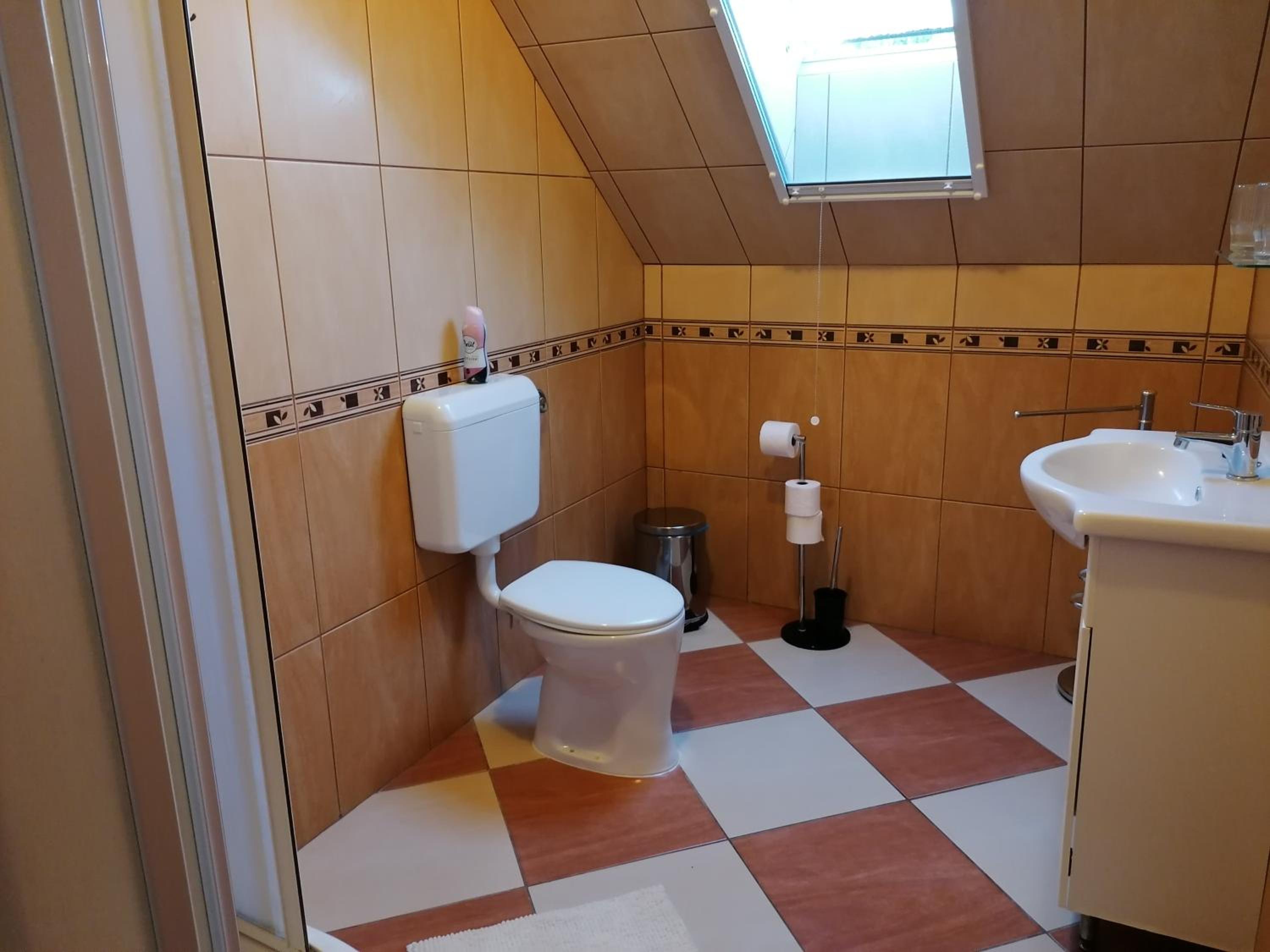 Photo 38