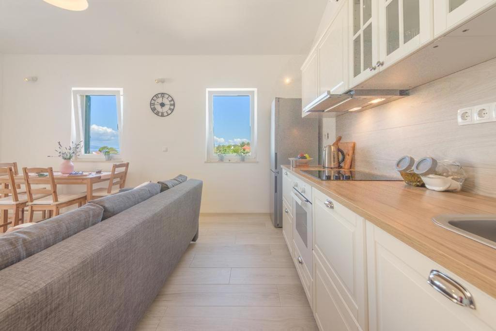SEA VIEW-STONE HOUSE APARTMENT photo 3