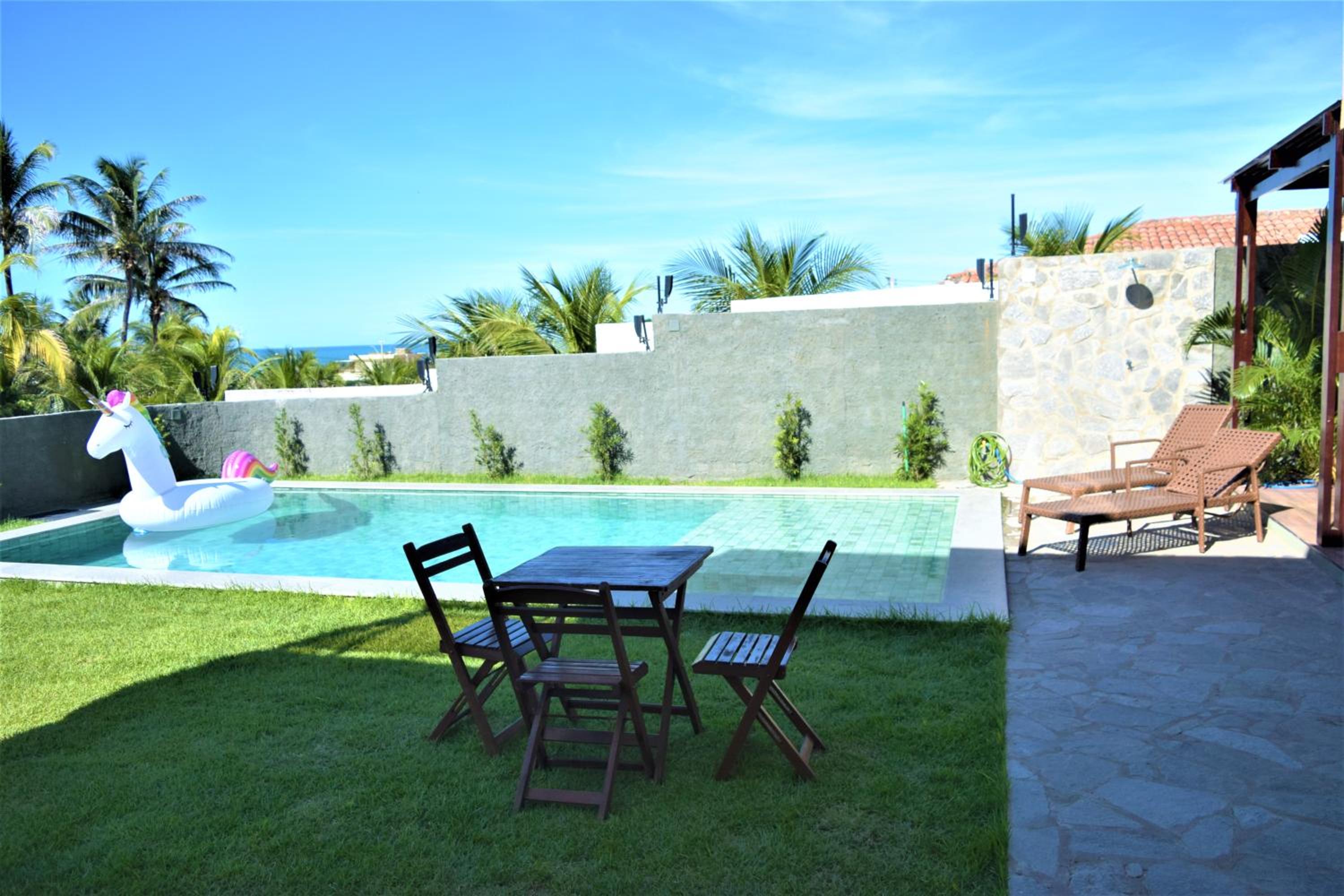LUXURIOUS NEW HOUSE, UNFORGETABLE EXPERIENCE.