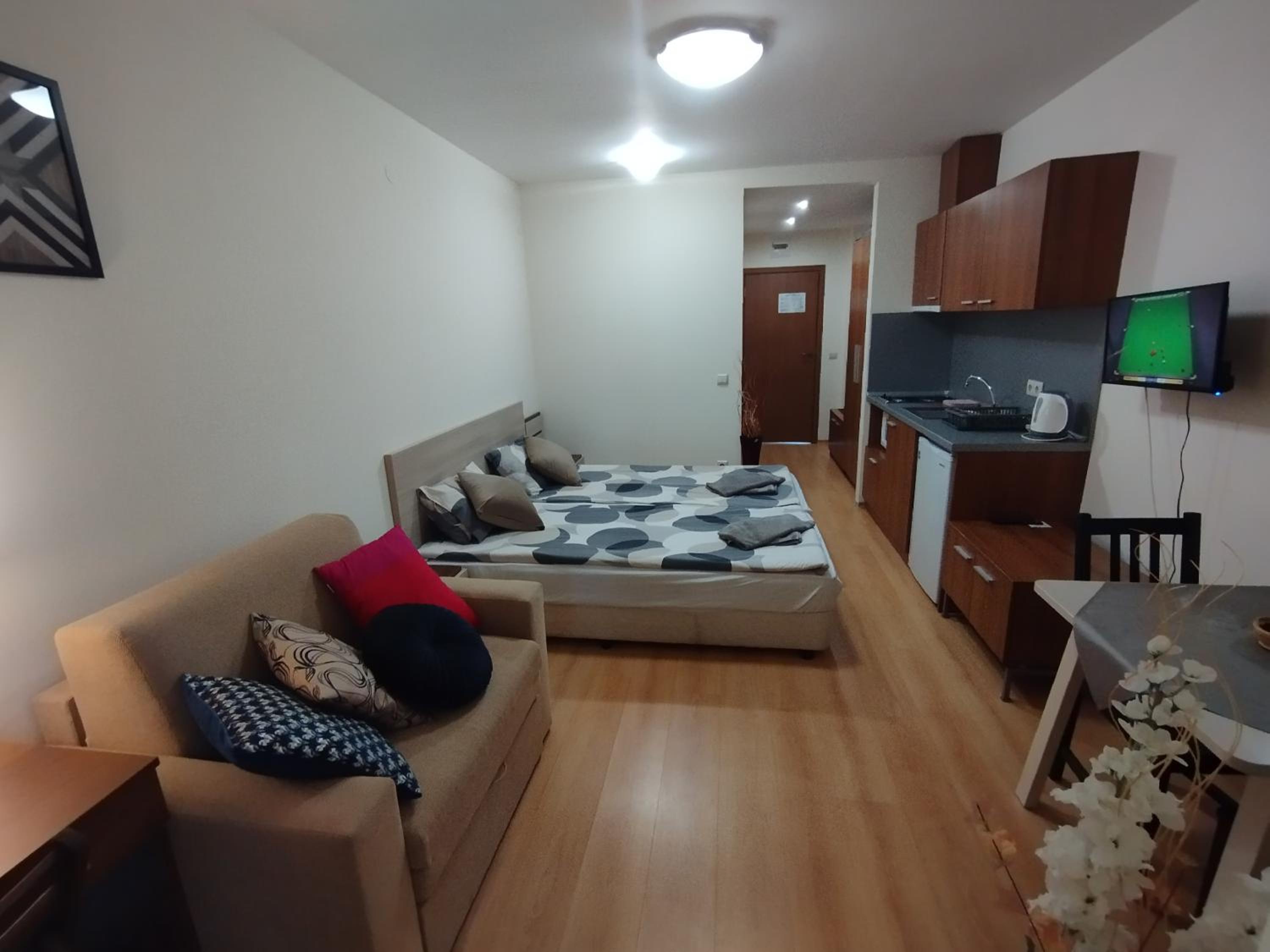 Photo 16