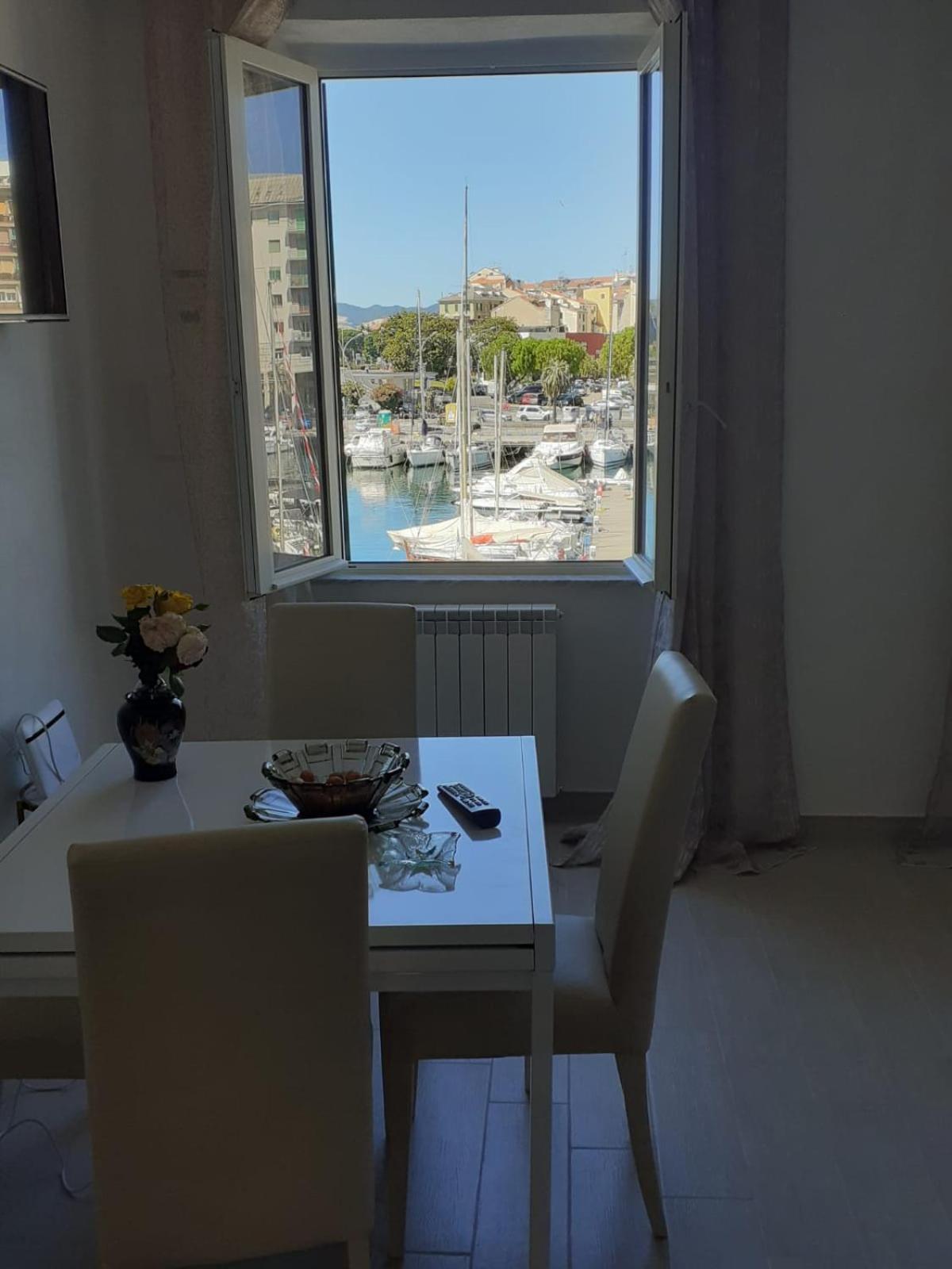 Casa del Porto view 2