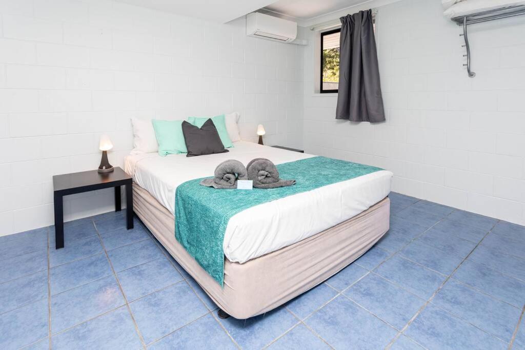 Airlie Sun & Sand Accommodation #4