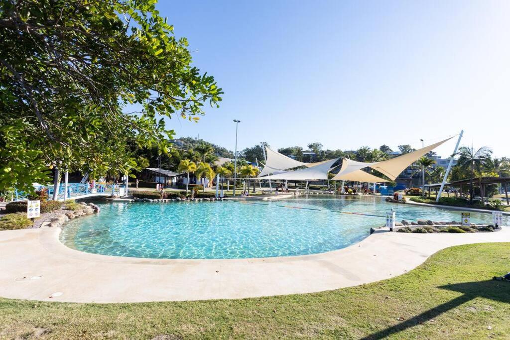 Airlie Sun & Sand Accommodation #4