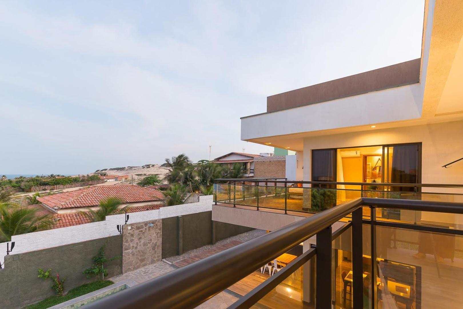 LUXURIOUS NEW HOUSE, UNFORGETABLE EXPERIENCE.