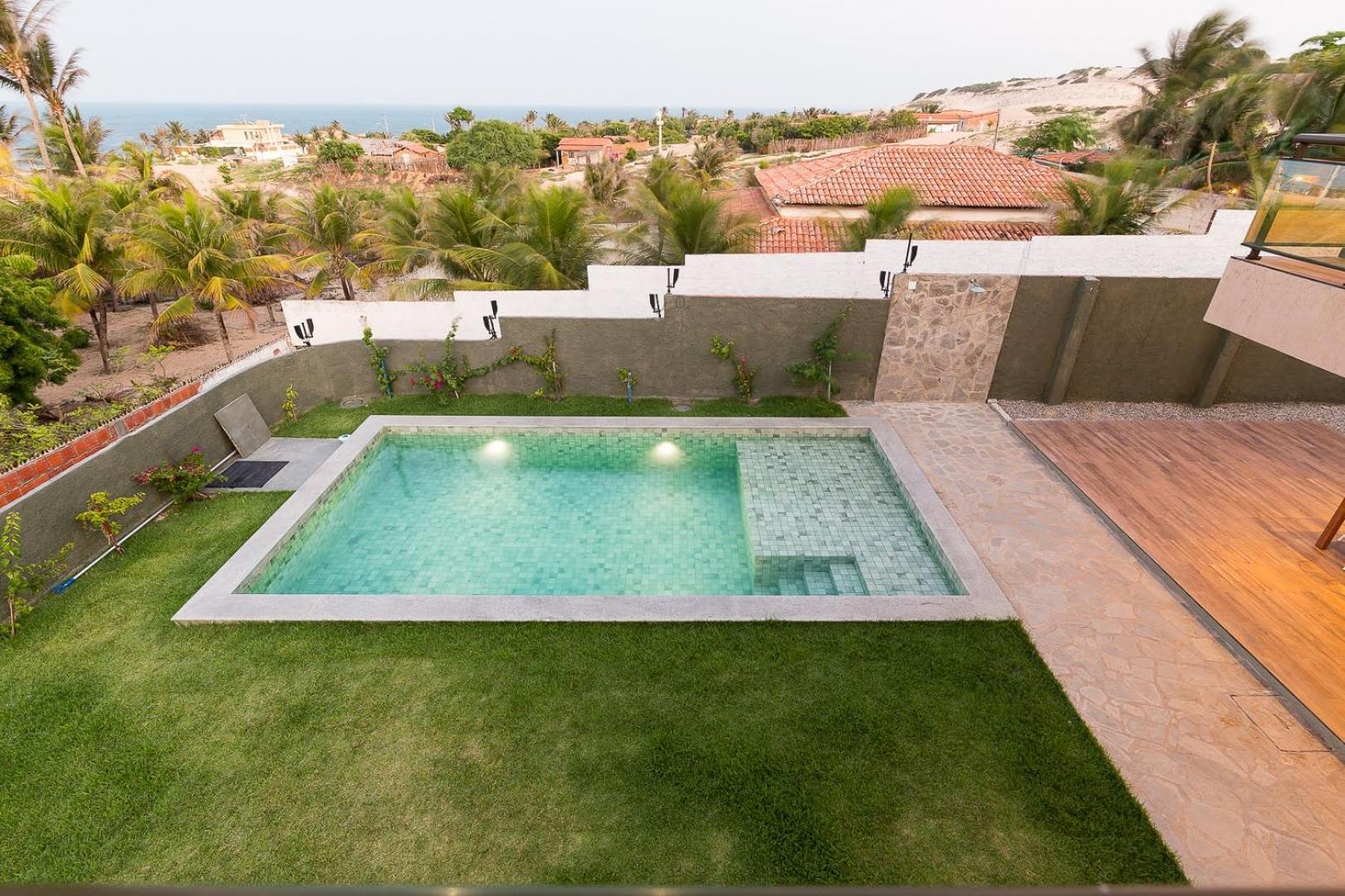 LUXURIOUS NEW HOUSE, UNFORGETABLE EXPERIENCE.