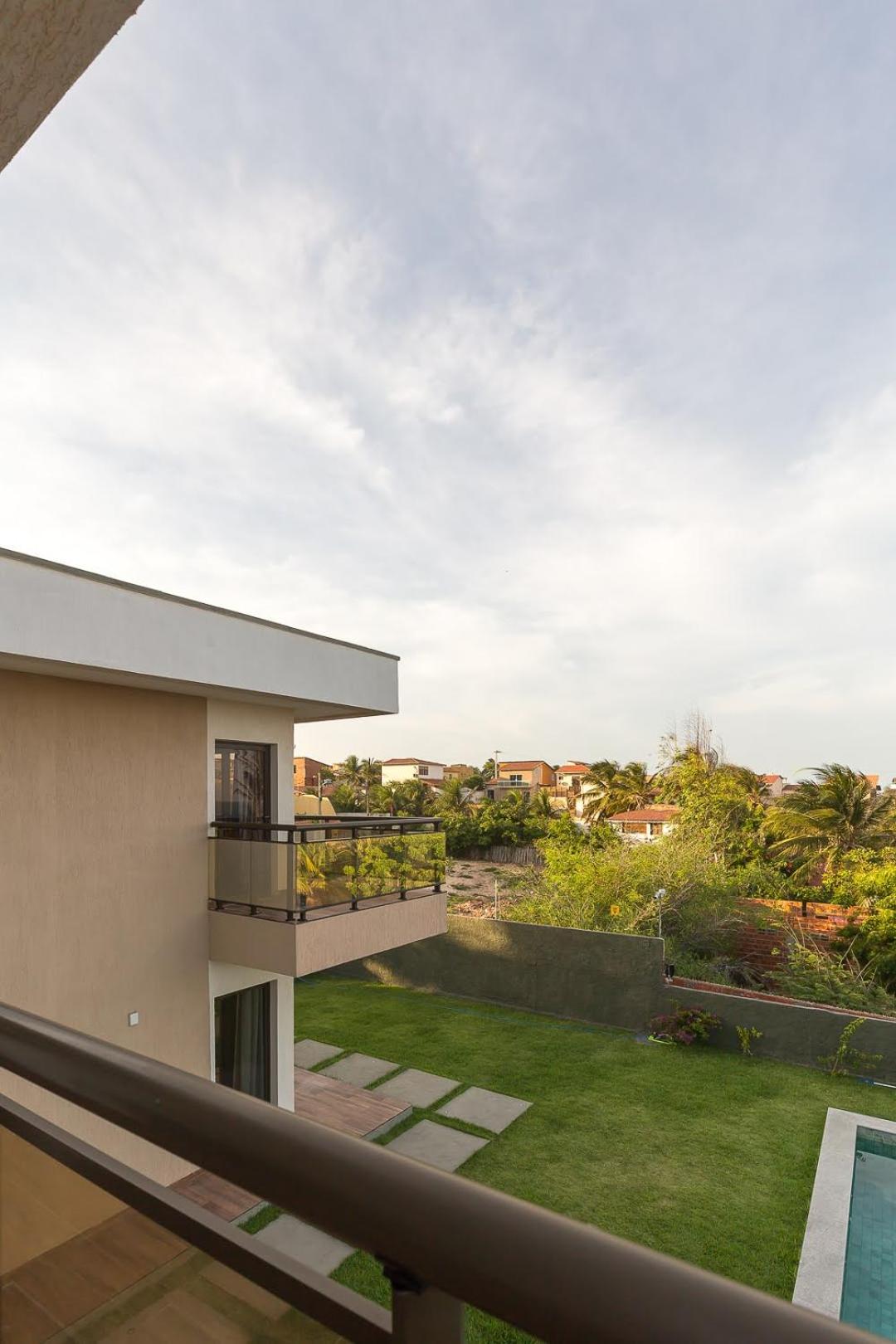 LUXURIOUS NEW HOUSE, UNFORGETABLE EXPERIENCE.