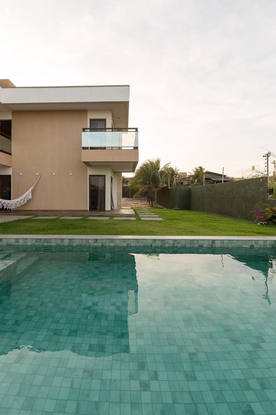 LUXURIOUS NEW HOUSE, UNFORGETABLE EXPERIENCE.