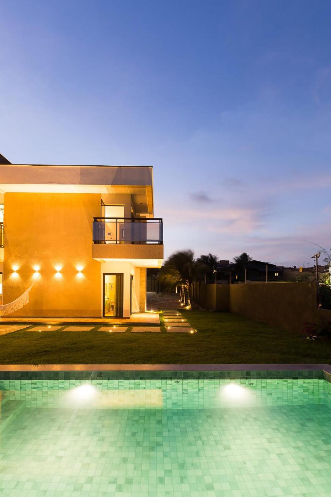 LUXURIOUS NEW HOUSE, UNFORGETABLE EXPERIENCE.