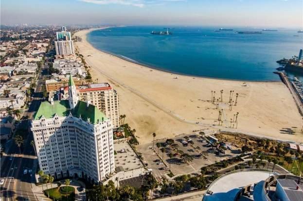 Hotel Ocean Views 2 Bed 2 Bath Condo Long Beach Convention Center