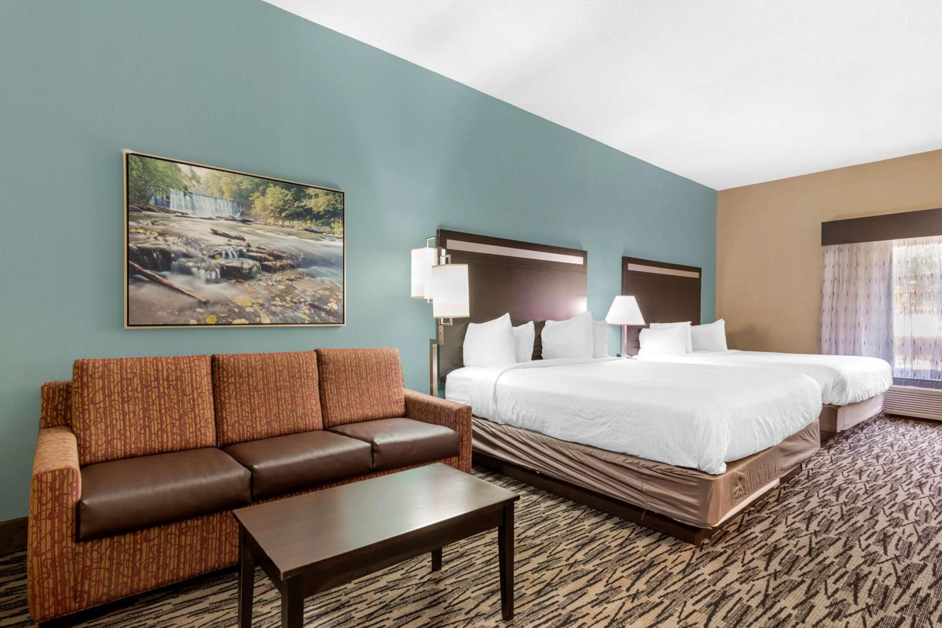 Best Western Plus McDonough Inn & Suites