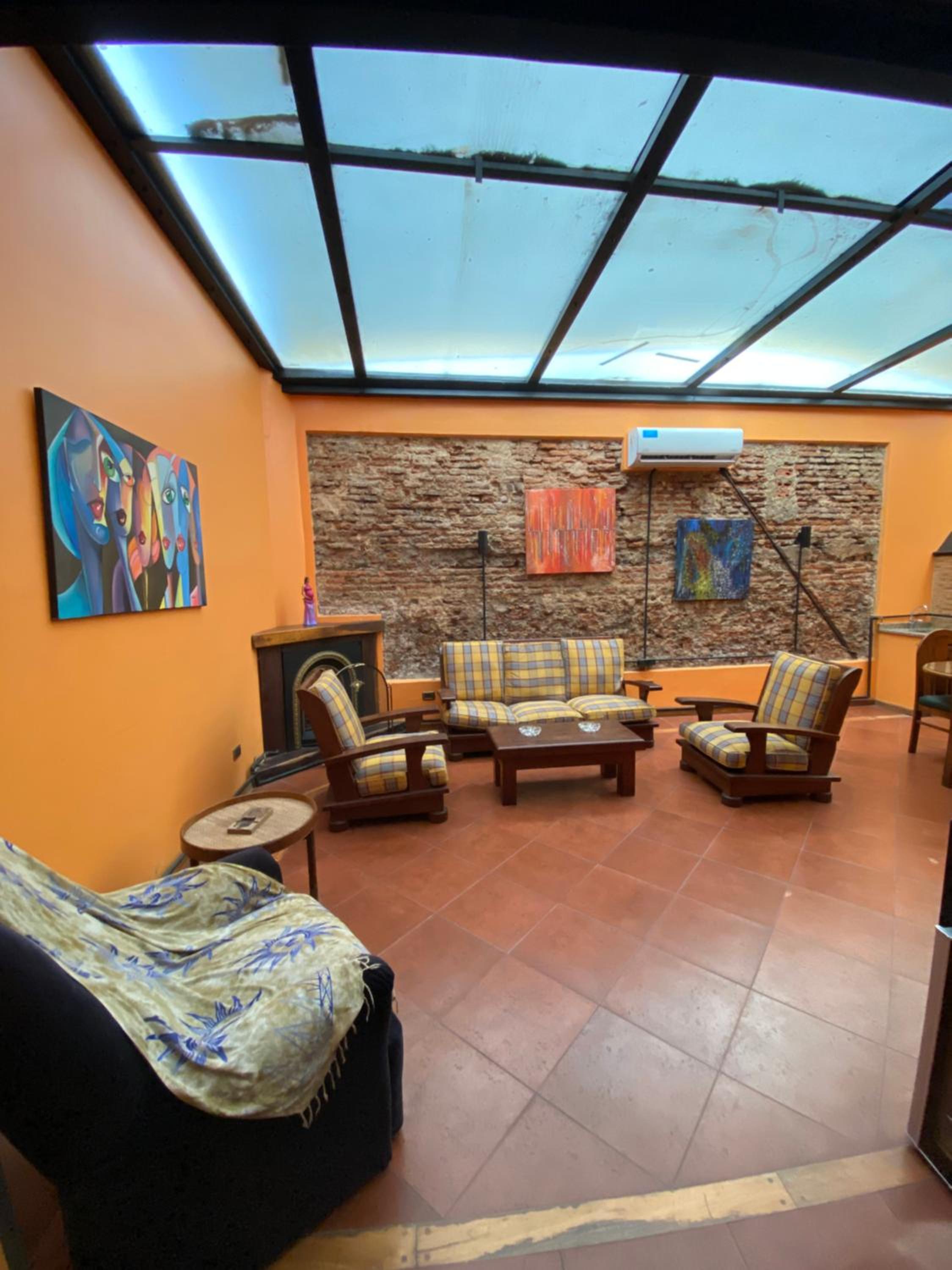 lounge