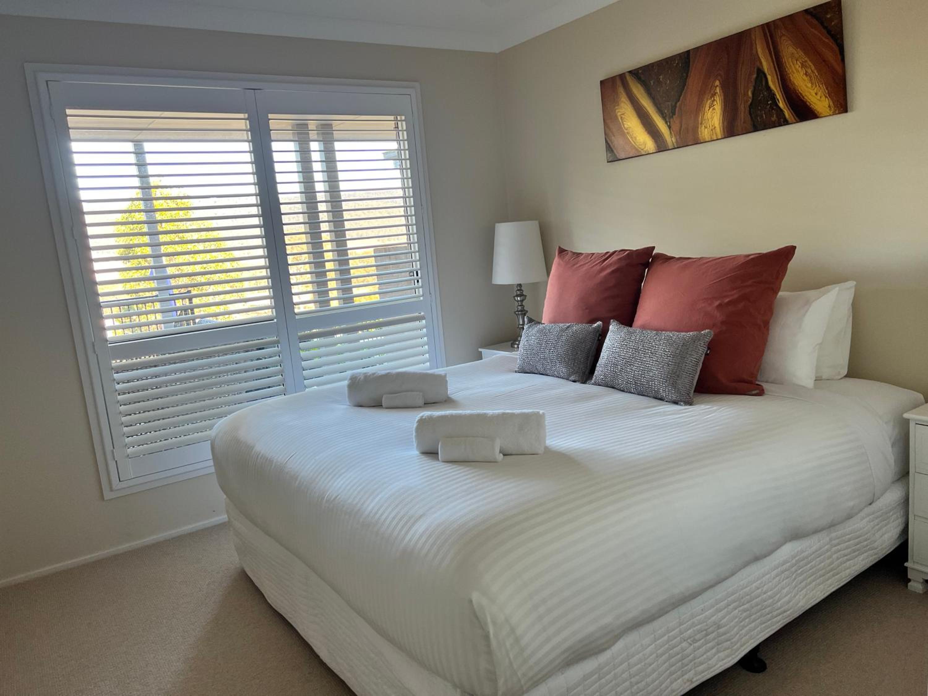 HighGrove Lodge, Luxury Hunter Valley Accommodation