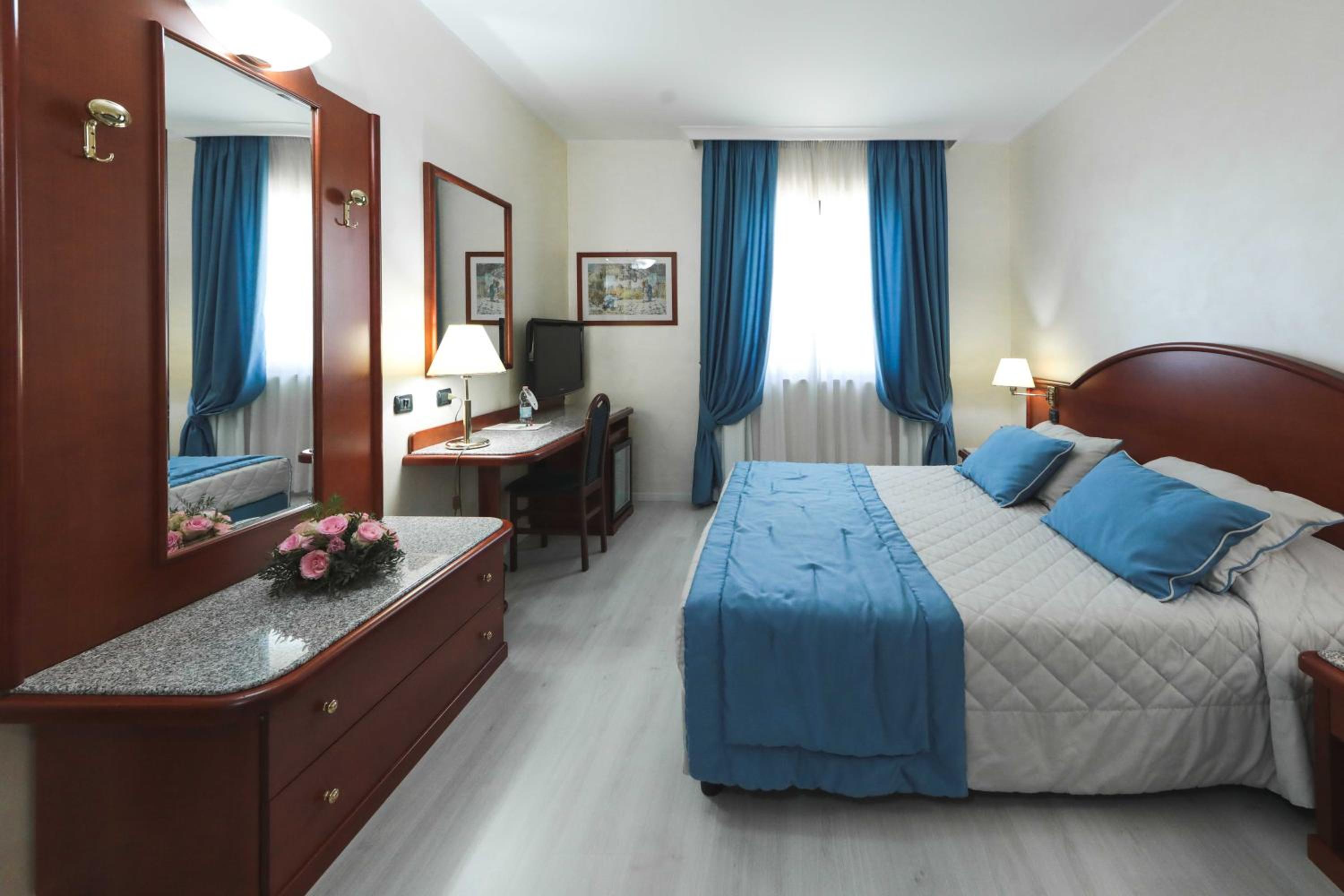Edra Palace Hotel & Ristorante