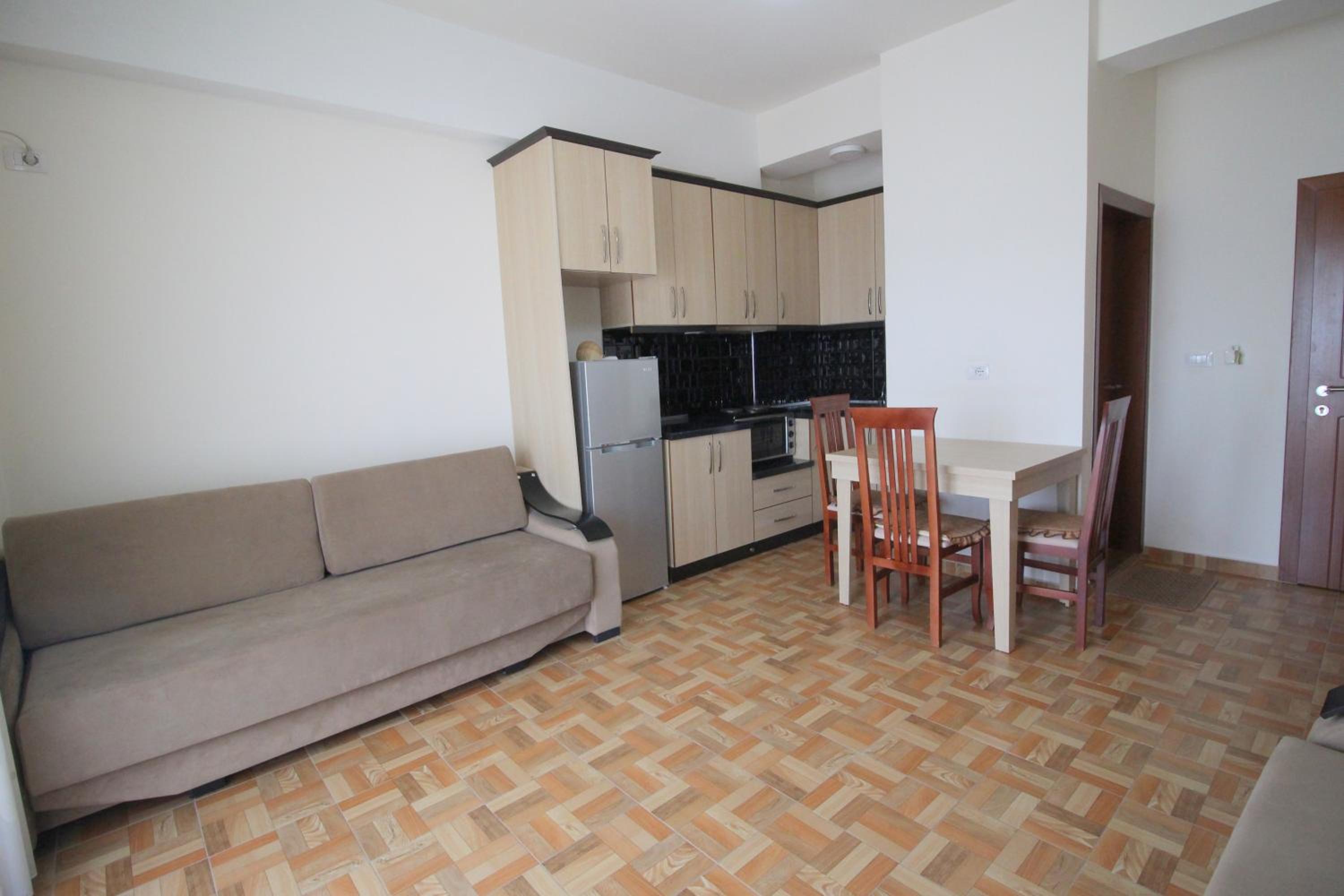 Doka Center Apartments