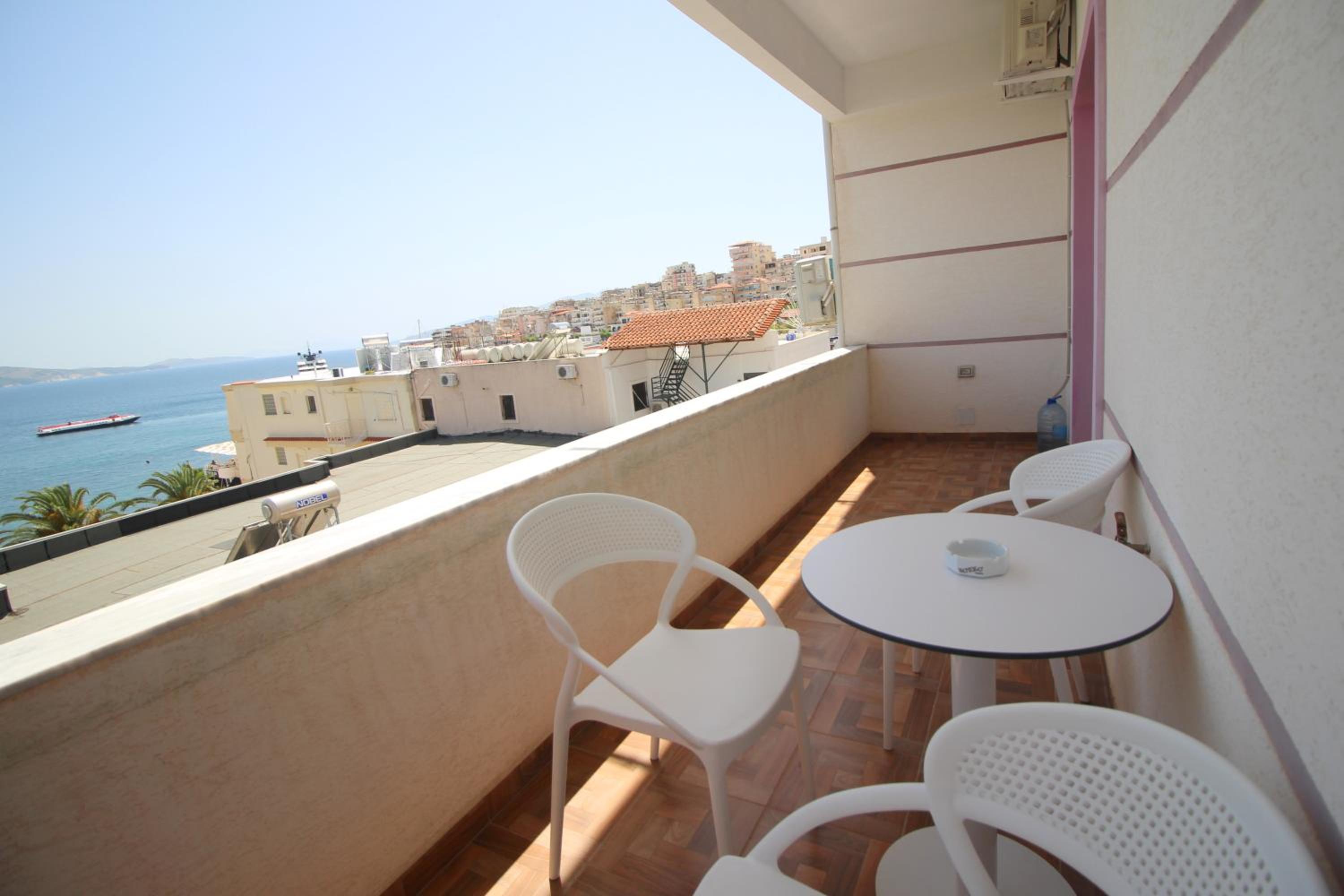 Doka Center Apartments