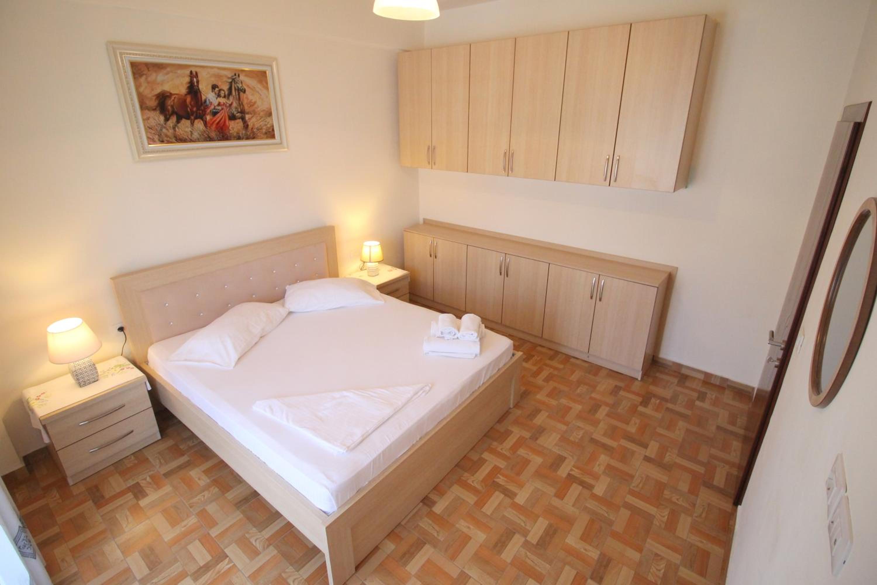 Doka Center Apartments