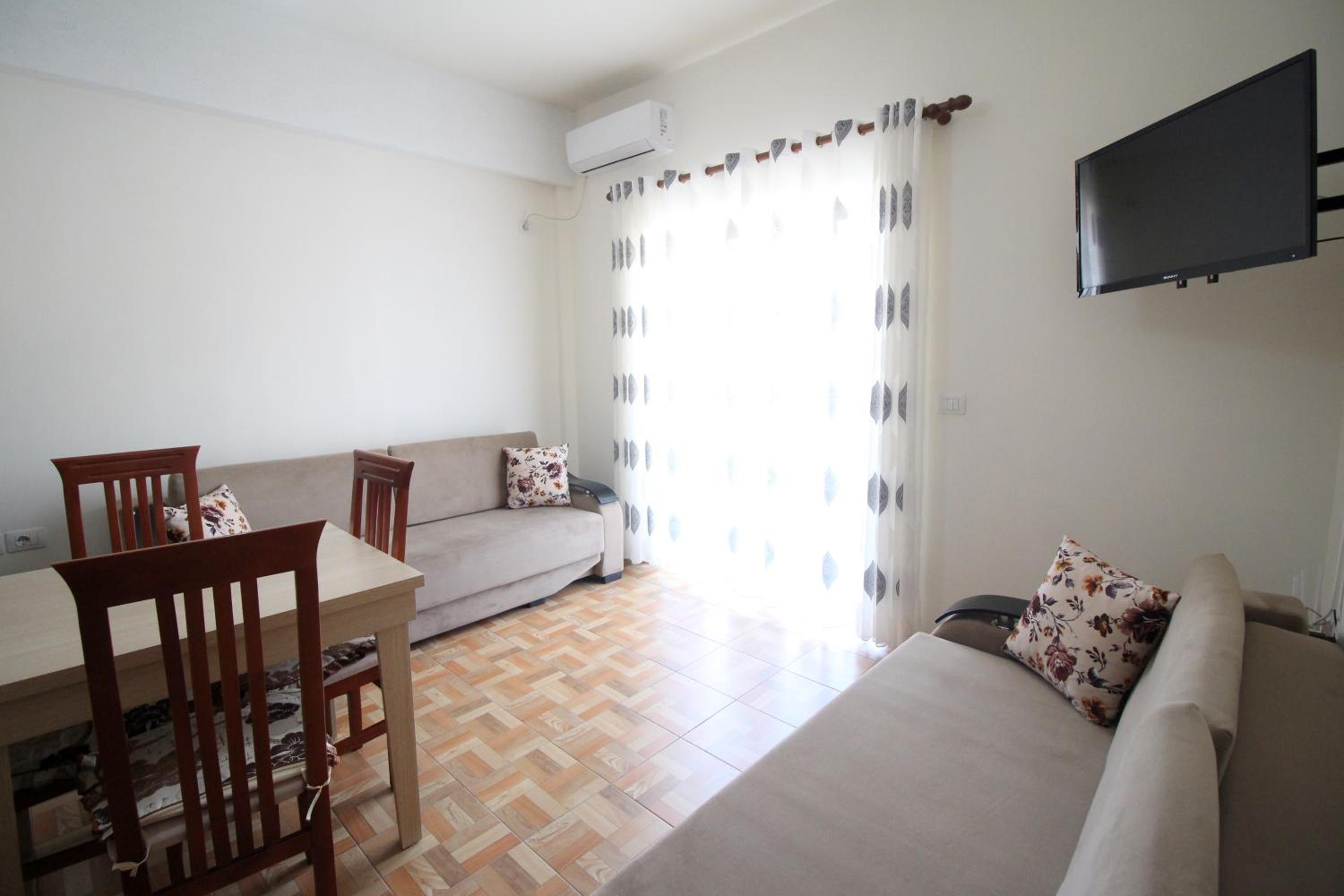 Doka Center Apartments