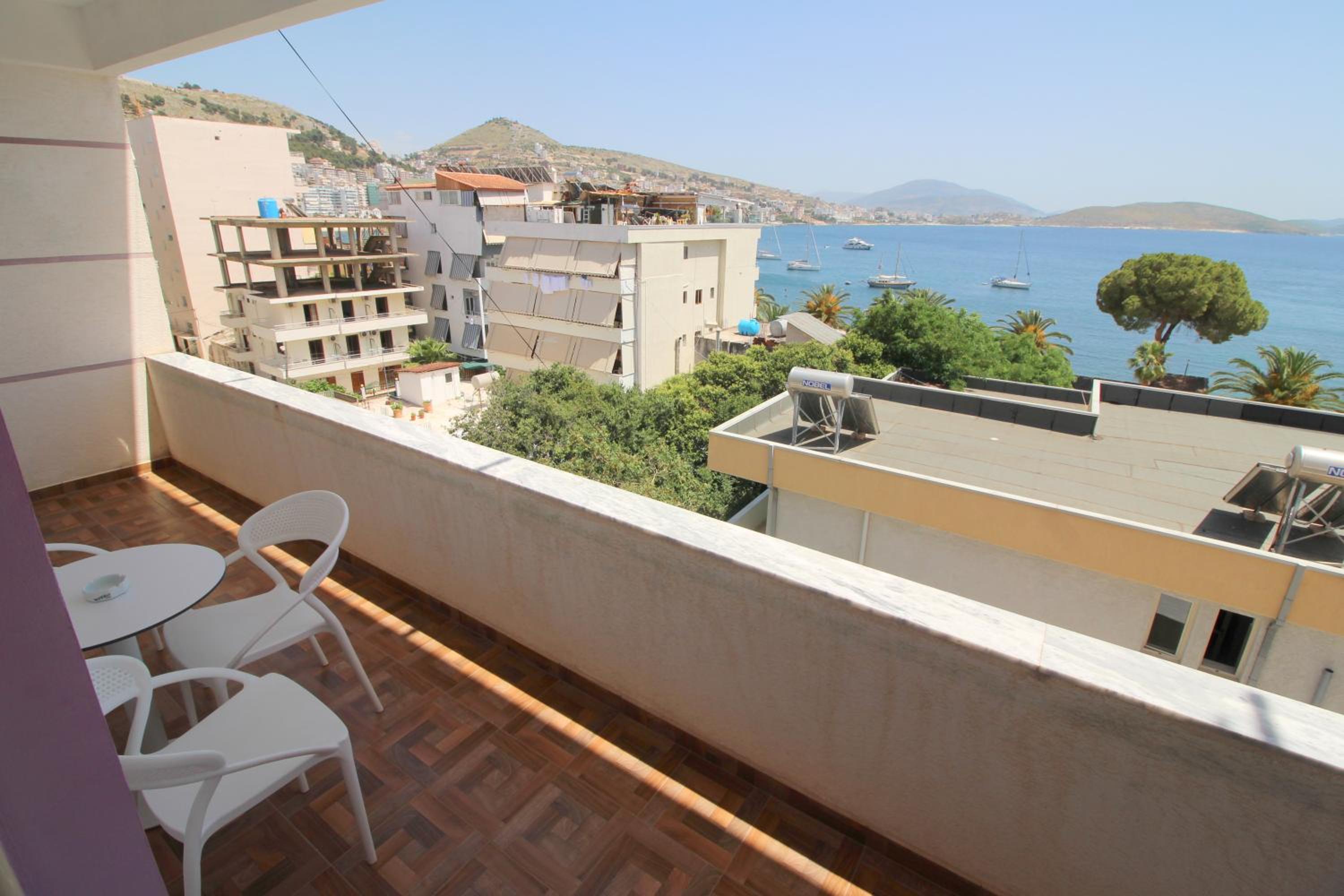 Doka Center Apartments