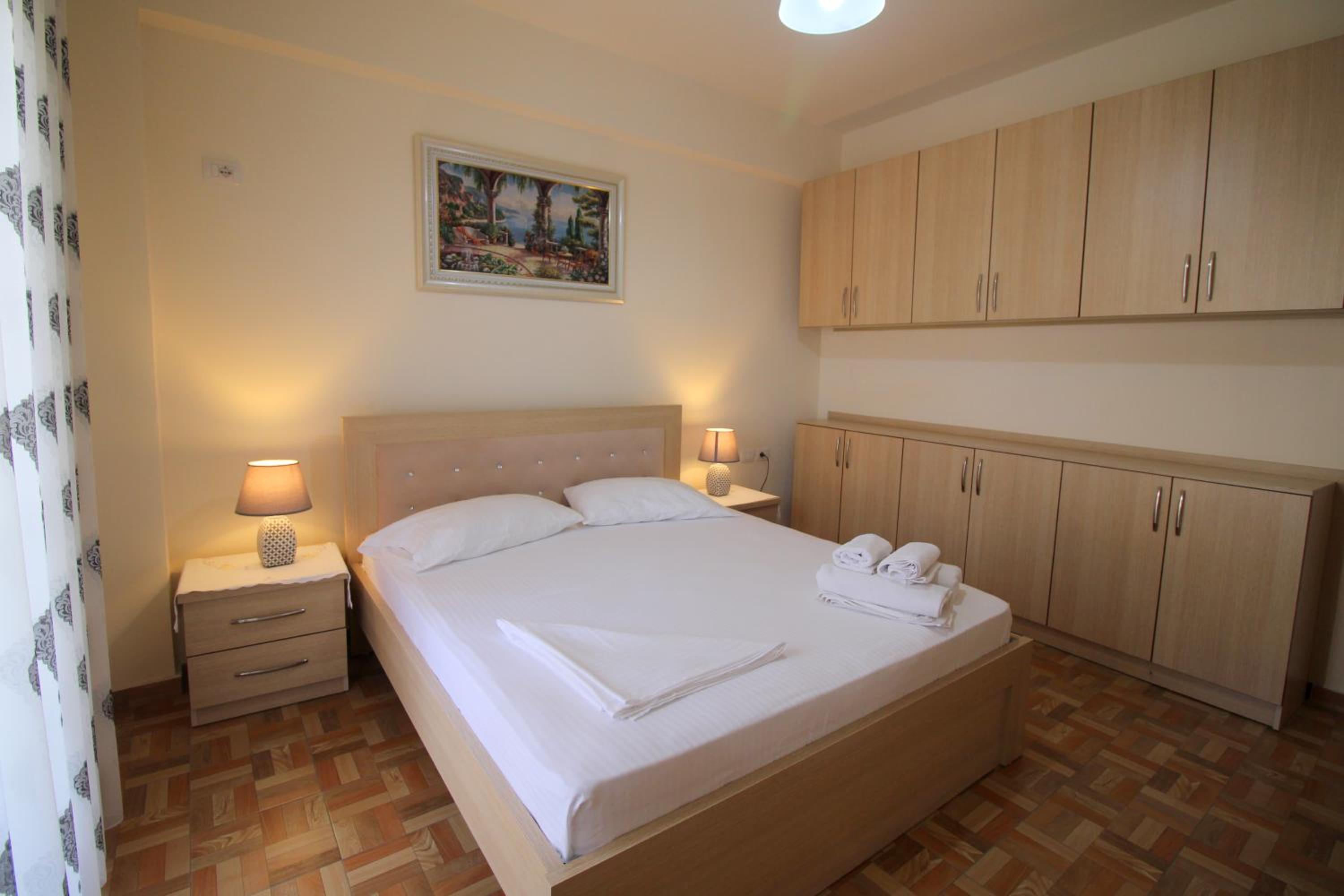 Doka Center Apartments