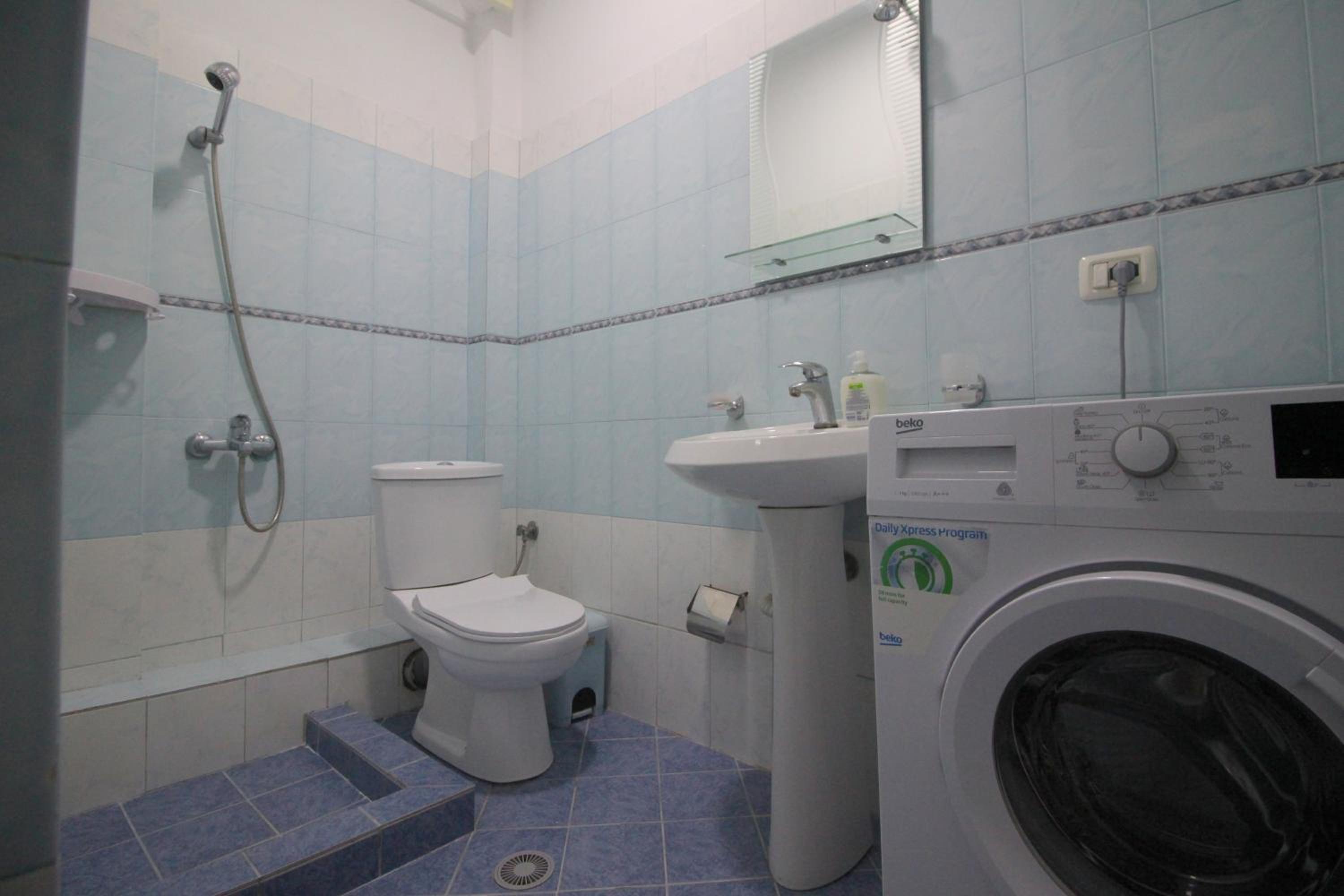 Doka Center Apartments