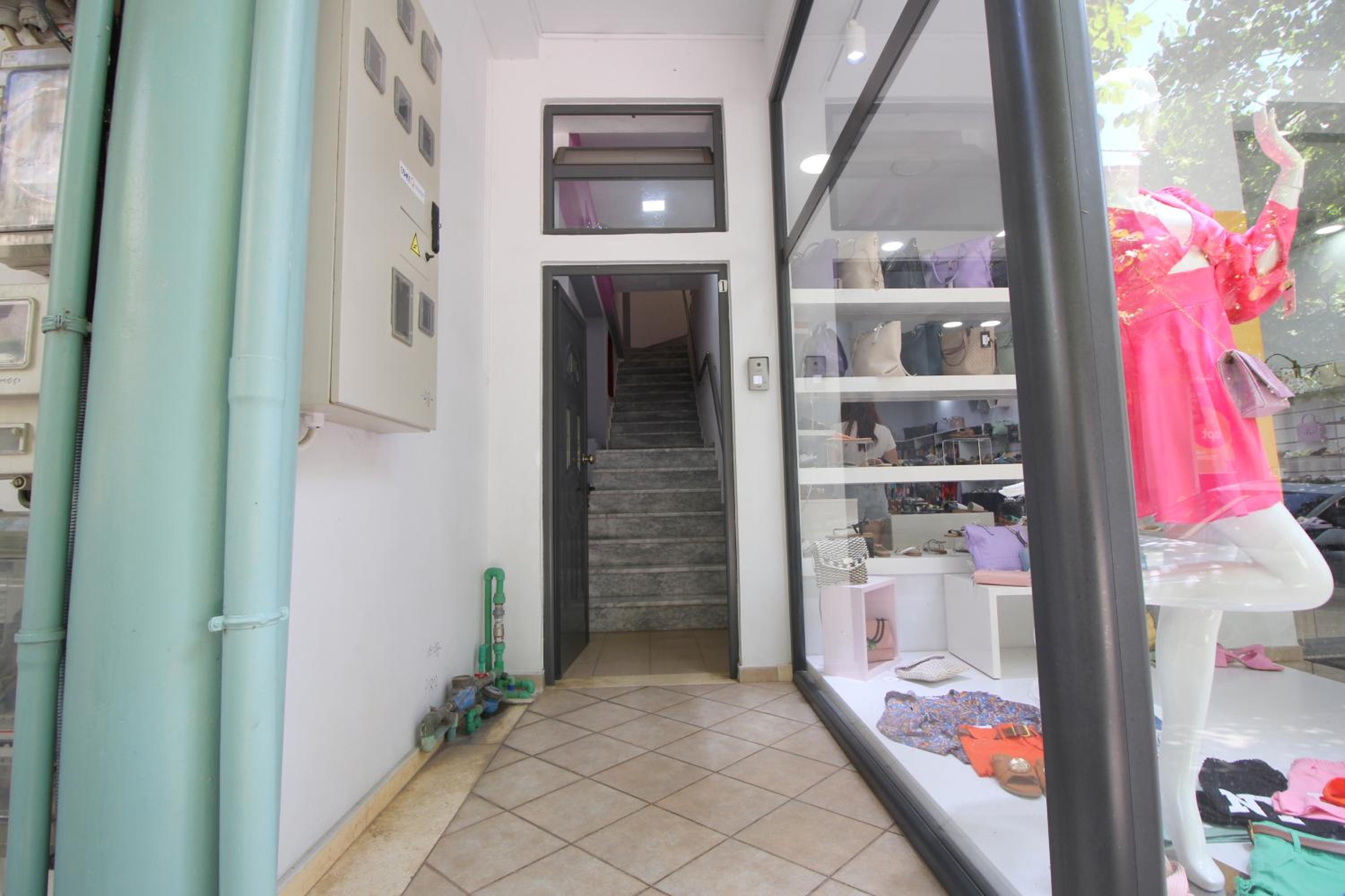 Doka Center Apartments