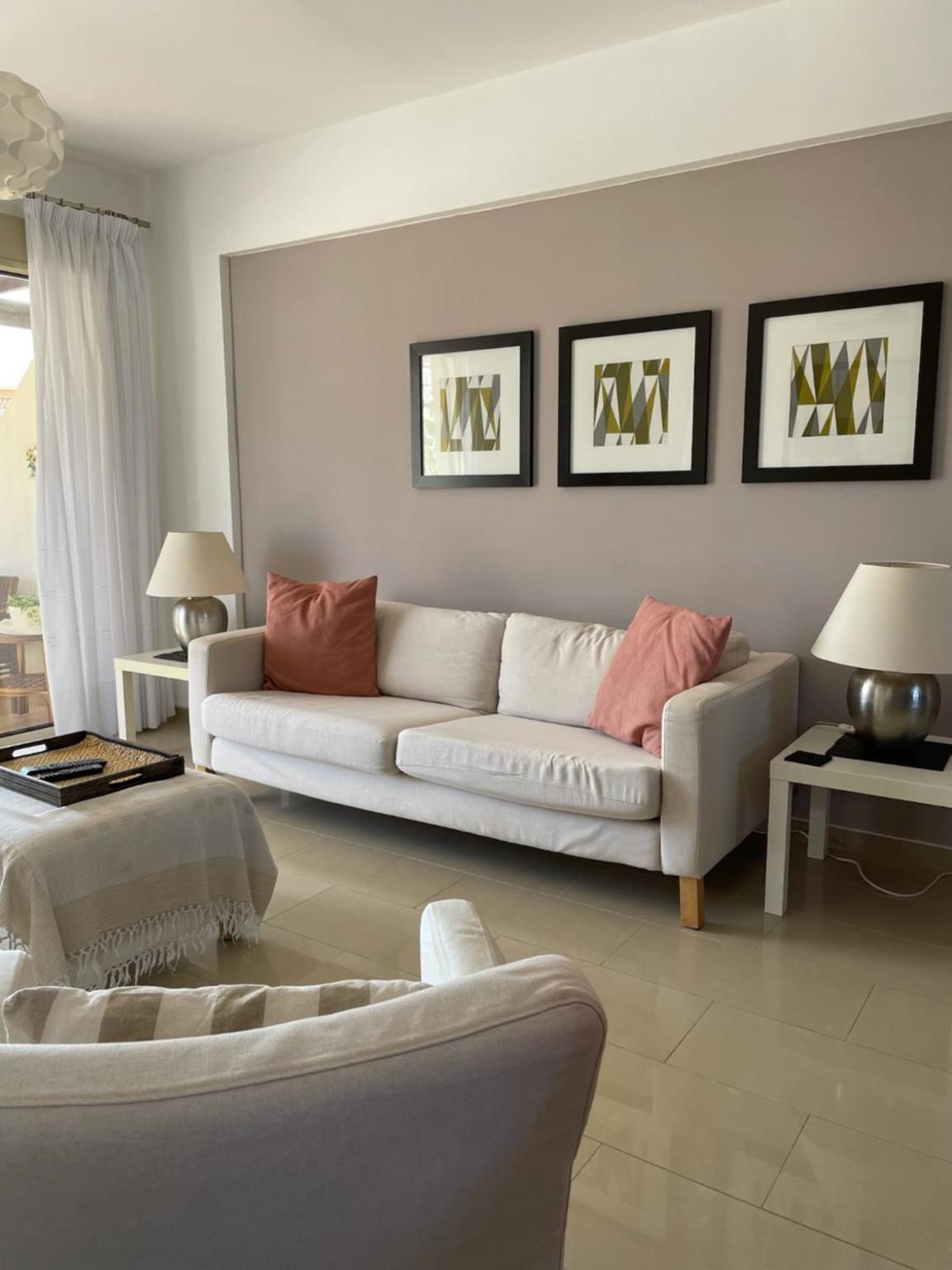 Modern and stylish apartment in Vanessa complex view 2