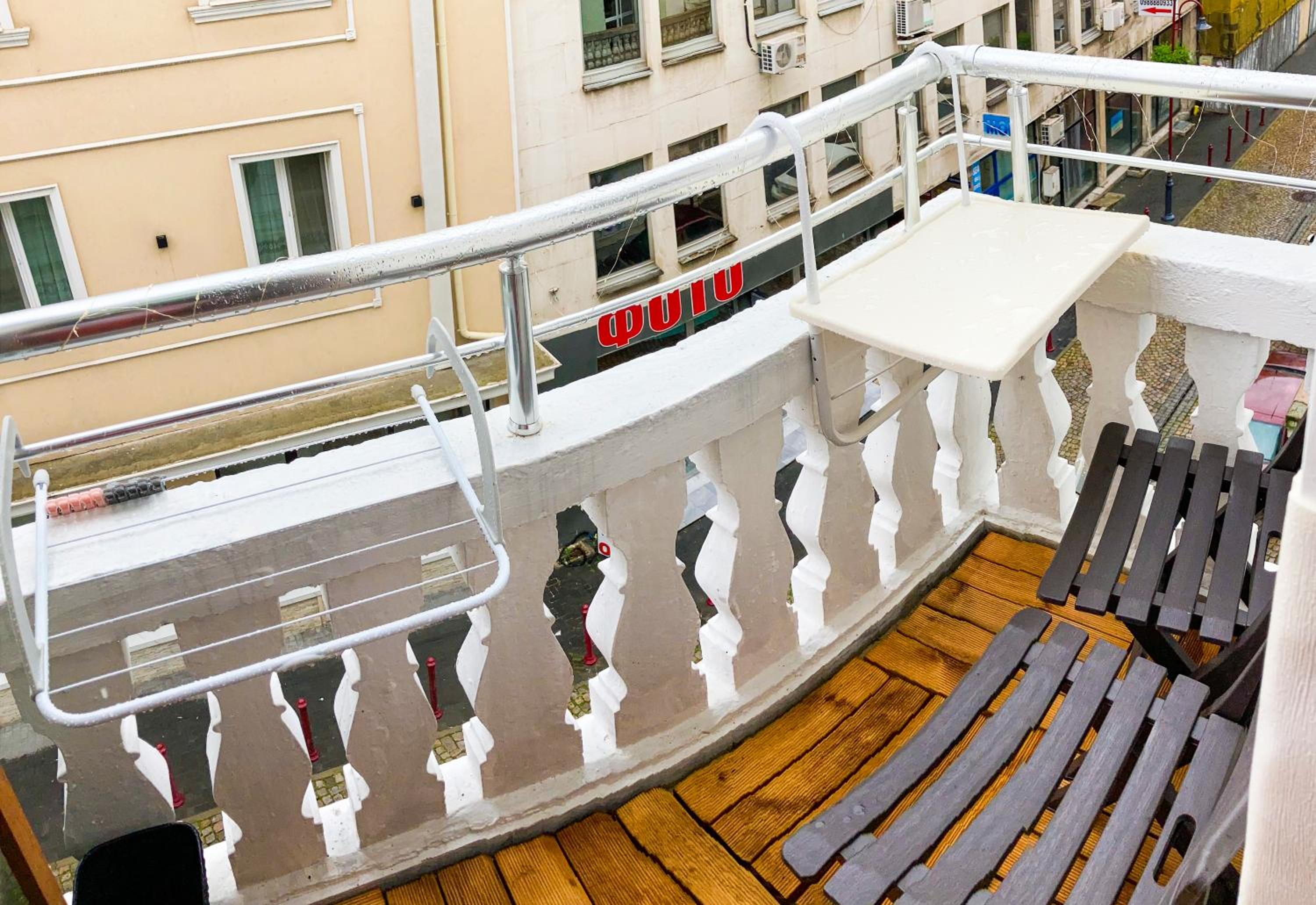 Two Bedroom Apartment - Alexandrovska - Top Location - Central Bus, Train and Marine Stations, next to Sea Garden and Beach