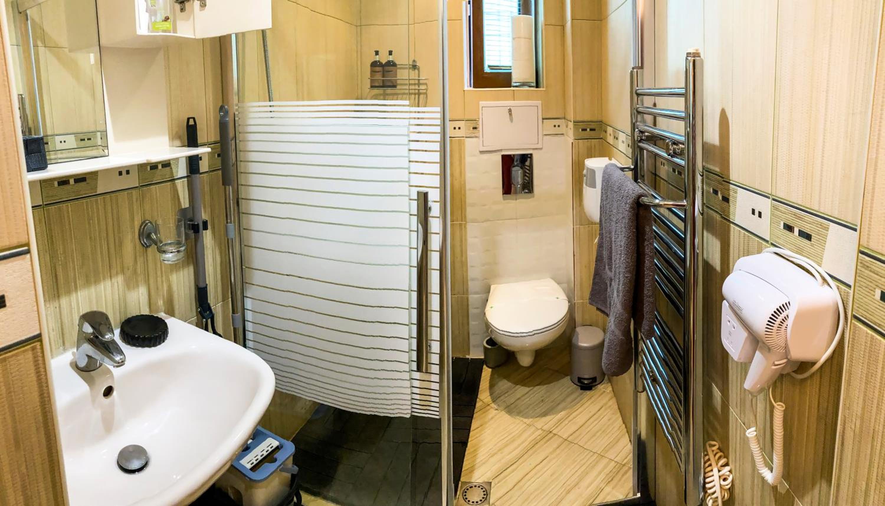 Two Bedroom Apartment - Alexandrovska - Top Location - Central Bus, Train and Marine Stations, next to Sea Garden and Beach