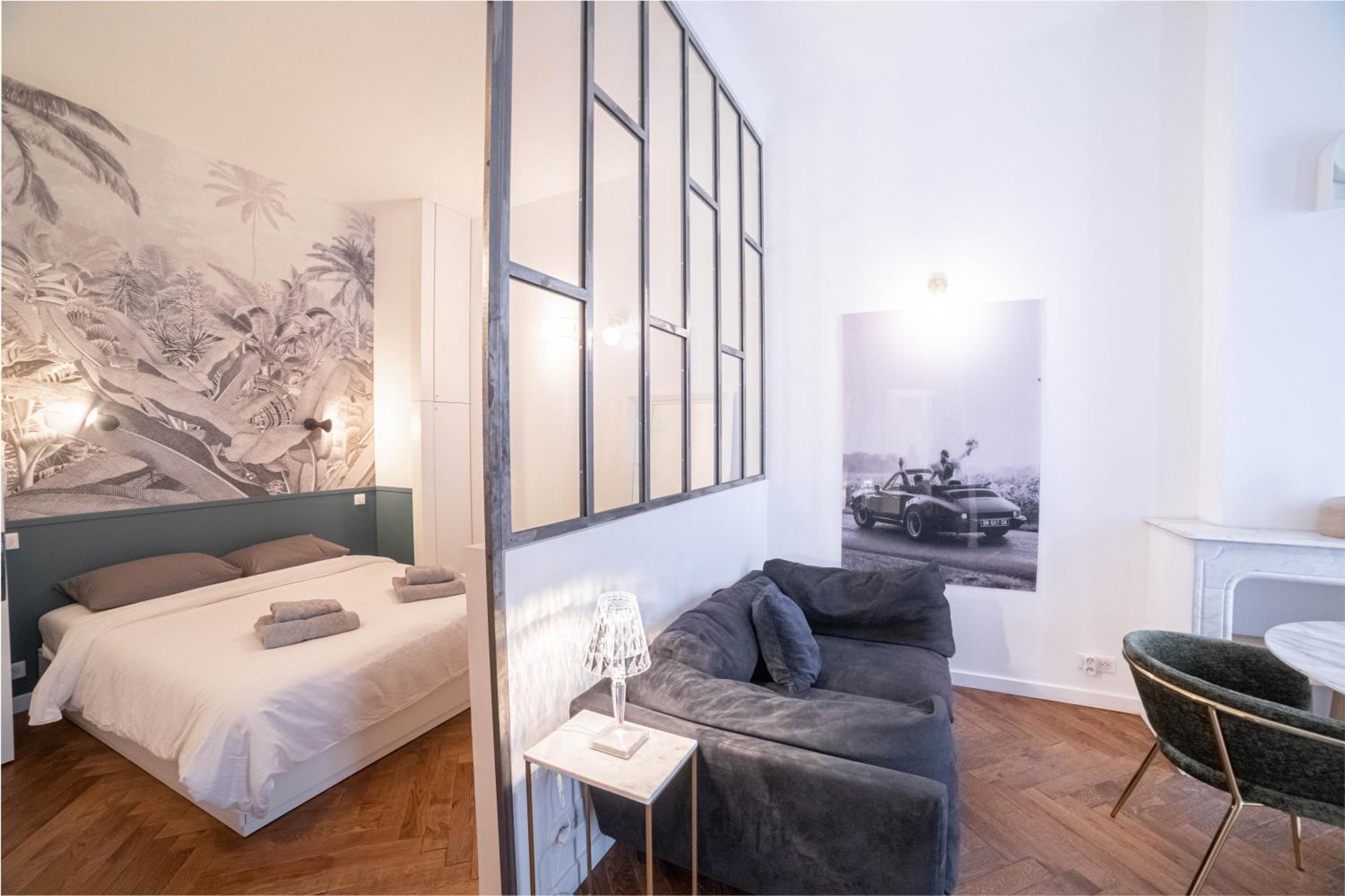 Diamond Apartment photo 2