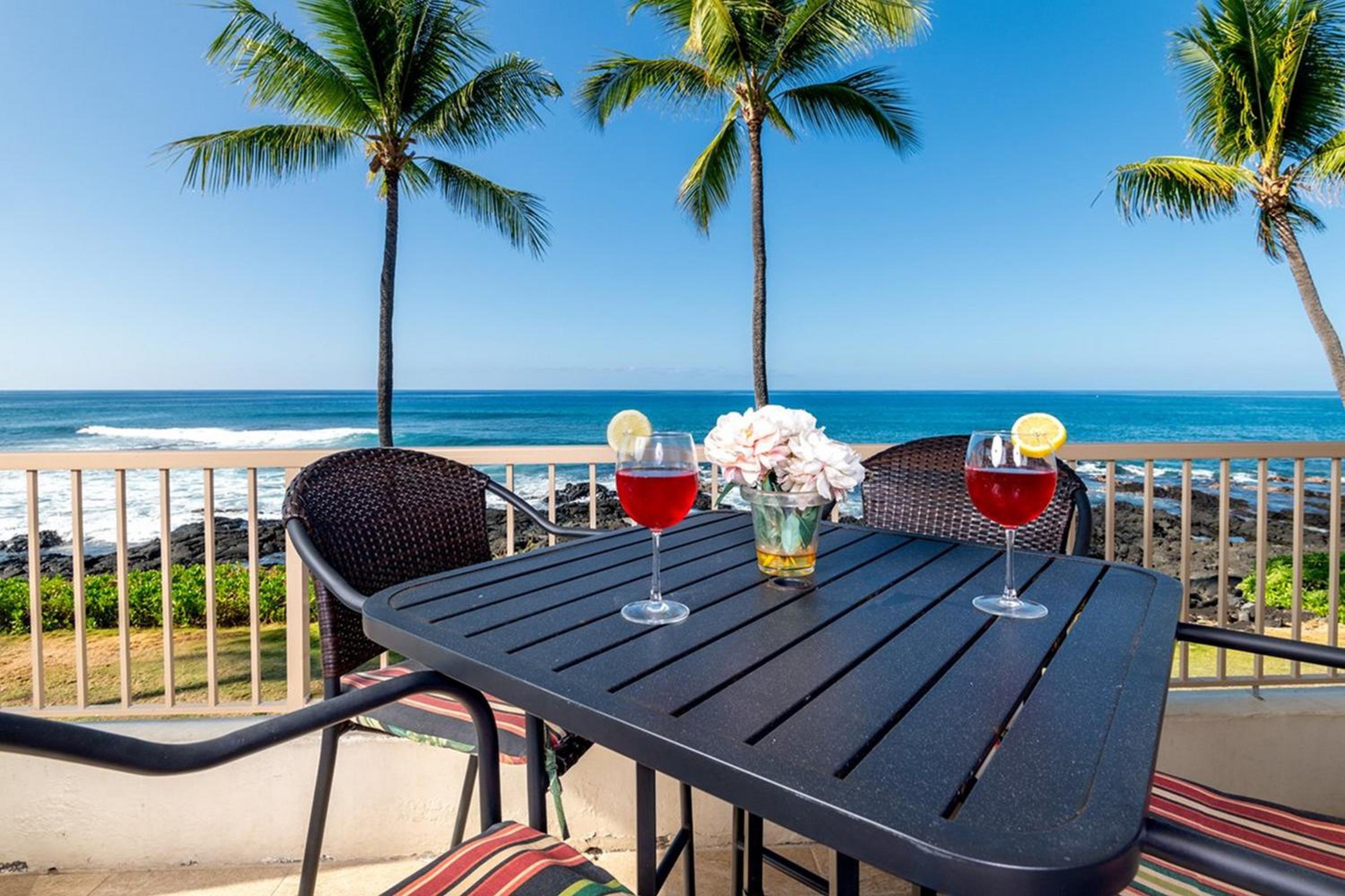 New! Kona Reef Resort Oceanfront 2 Bdrm, 2 Bath D-11 Right on the Ocean! Casago Kona view 5