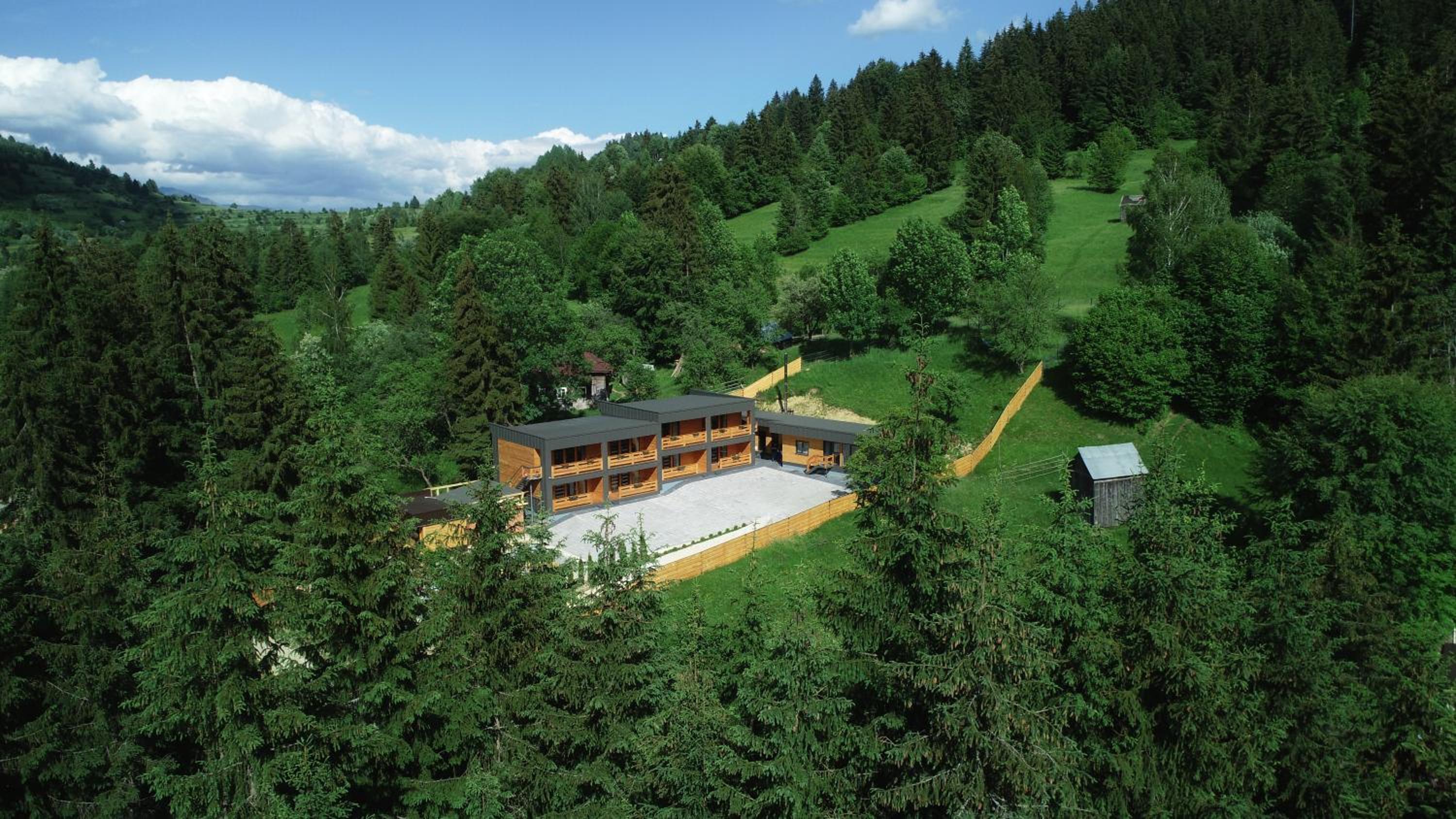 Casa Izvorul Negru Moisei view 4