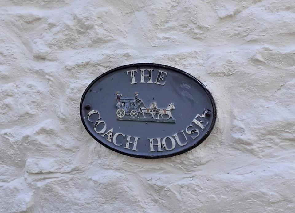 No.1 The Coach House view 5