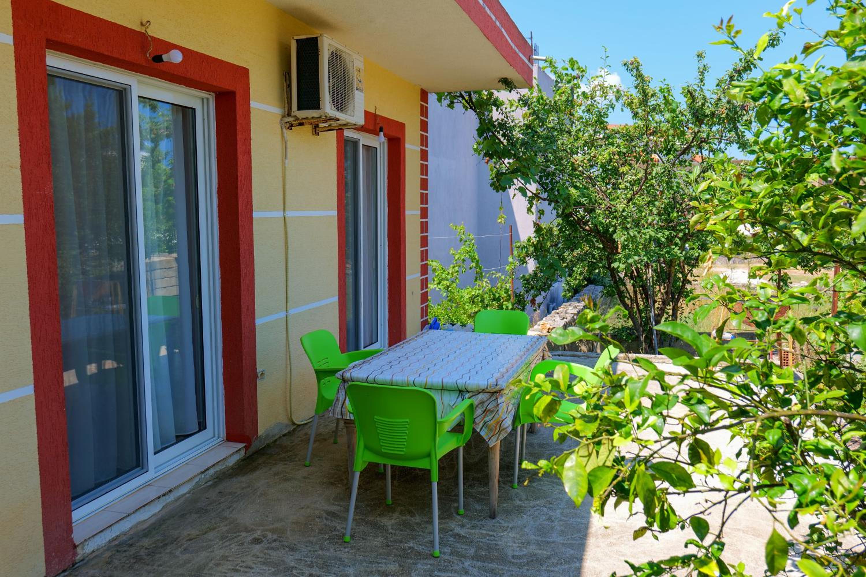 Ilias House