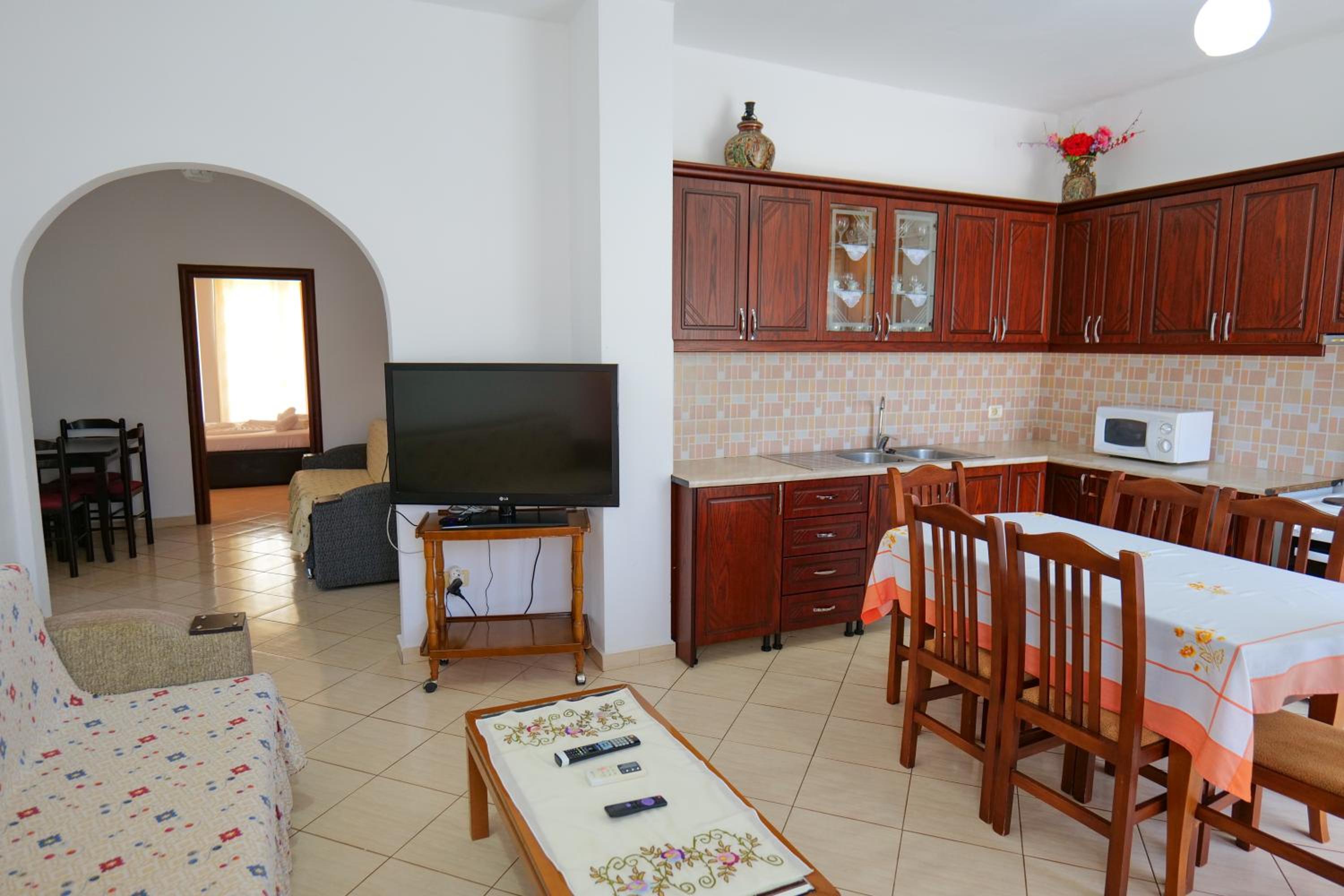 Ilias House