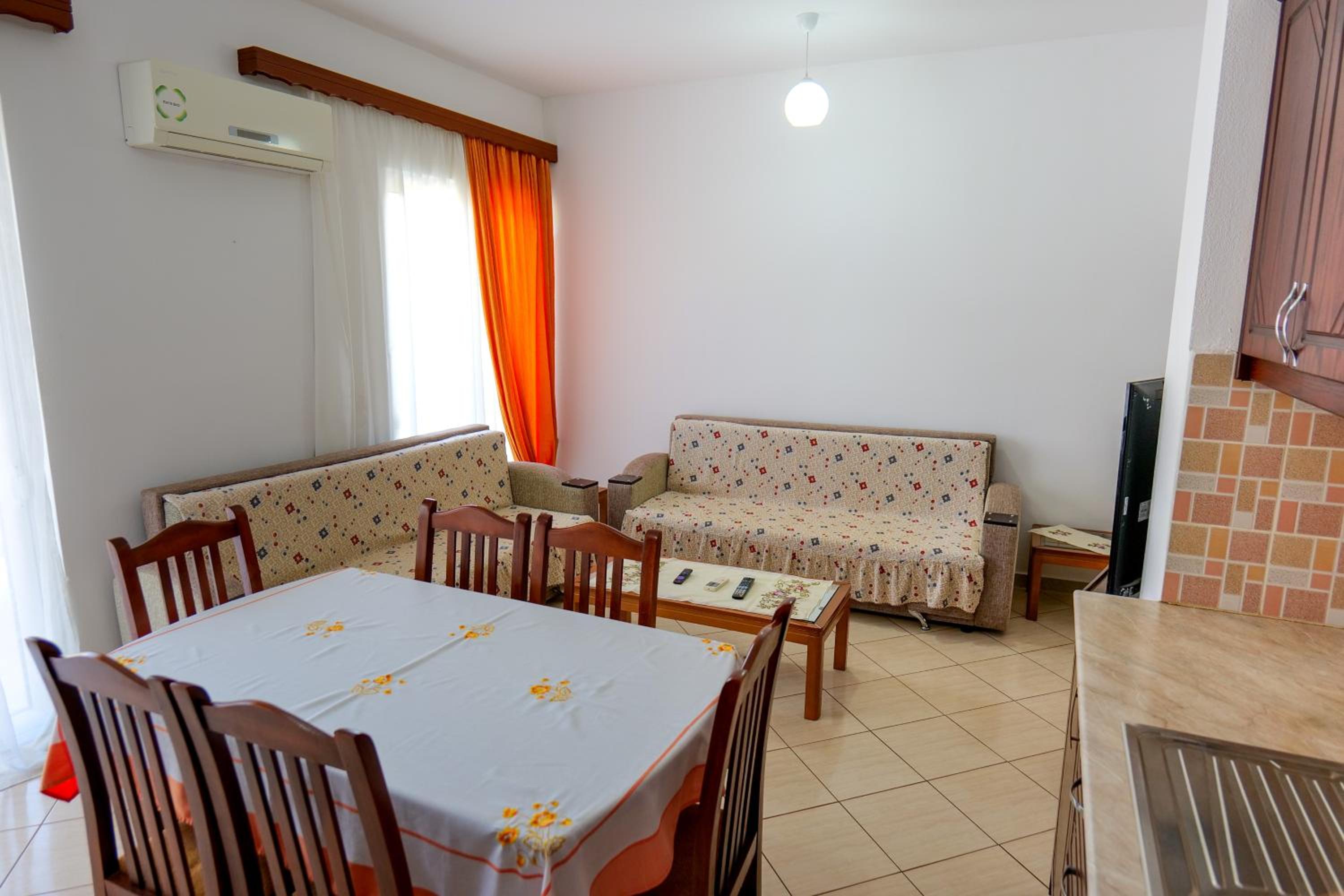 Ilias House