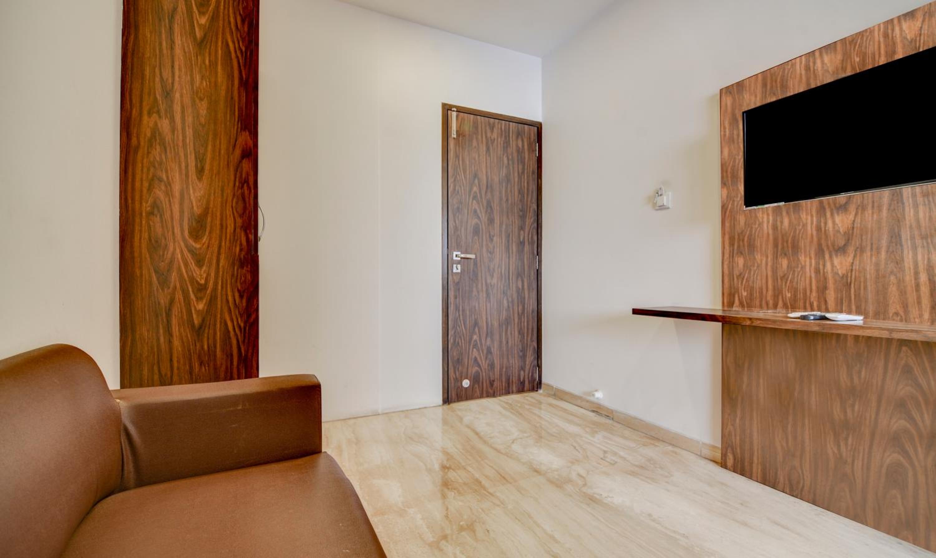 Treebo Kuval Inn — photo 14