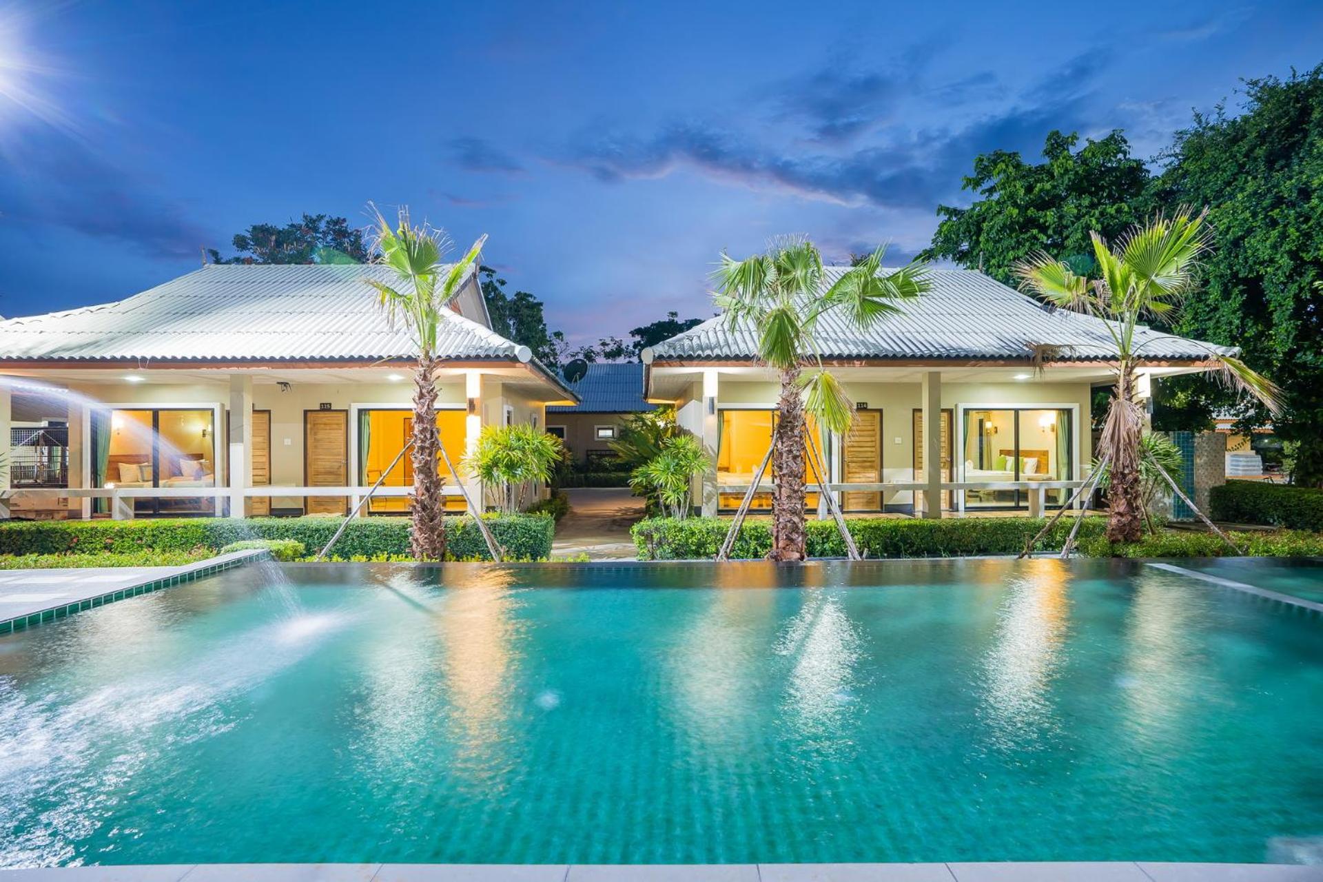 Tontan Resort Cha-am