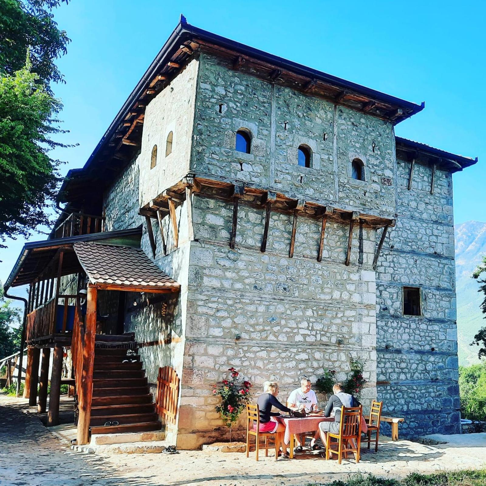Kulla Hupi Agriturism