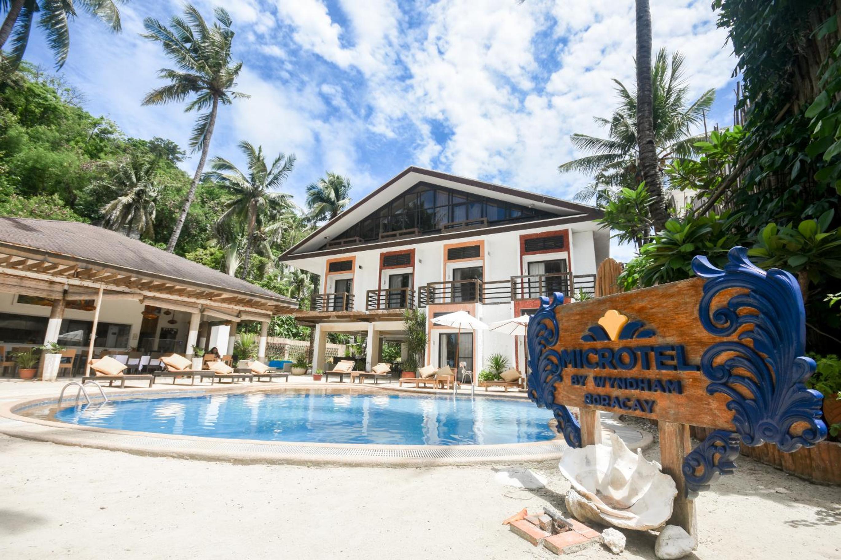Microtel by Wyndham Boracay