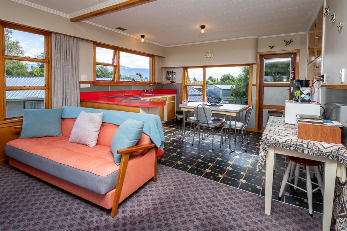 Grand View - Te Anau Holiday Home view 2