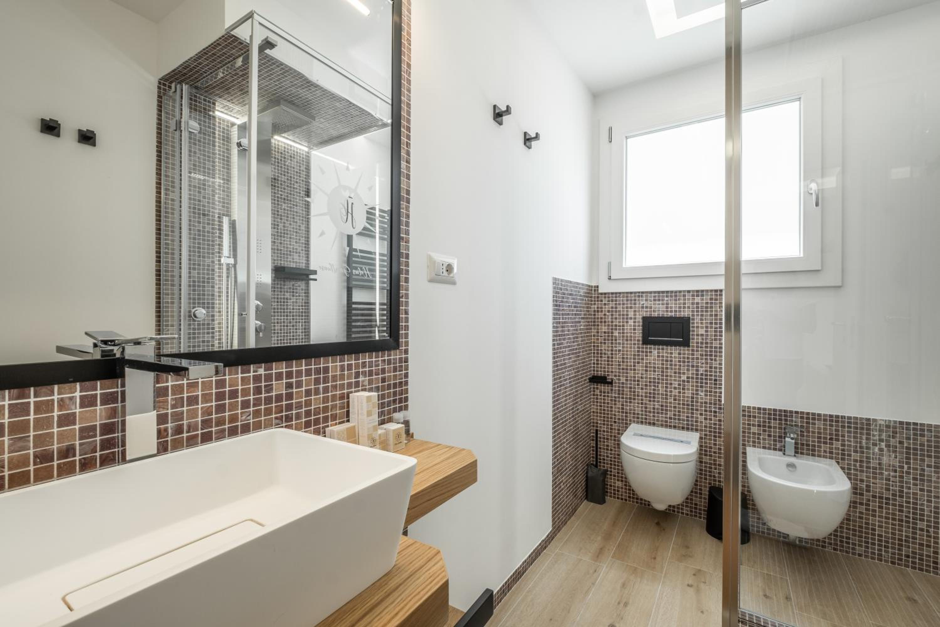 Helios Guest House view 4