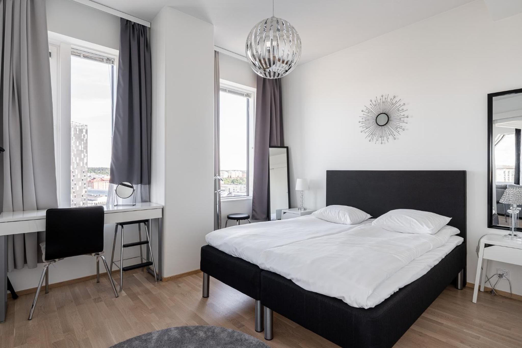 Stunning Views 2BR with Sauna - Nokia Arena