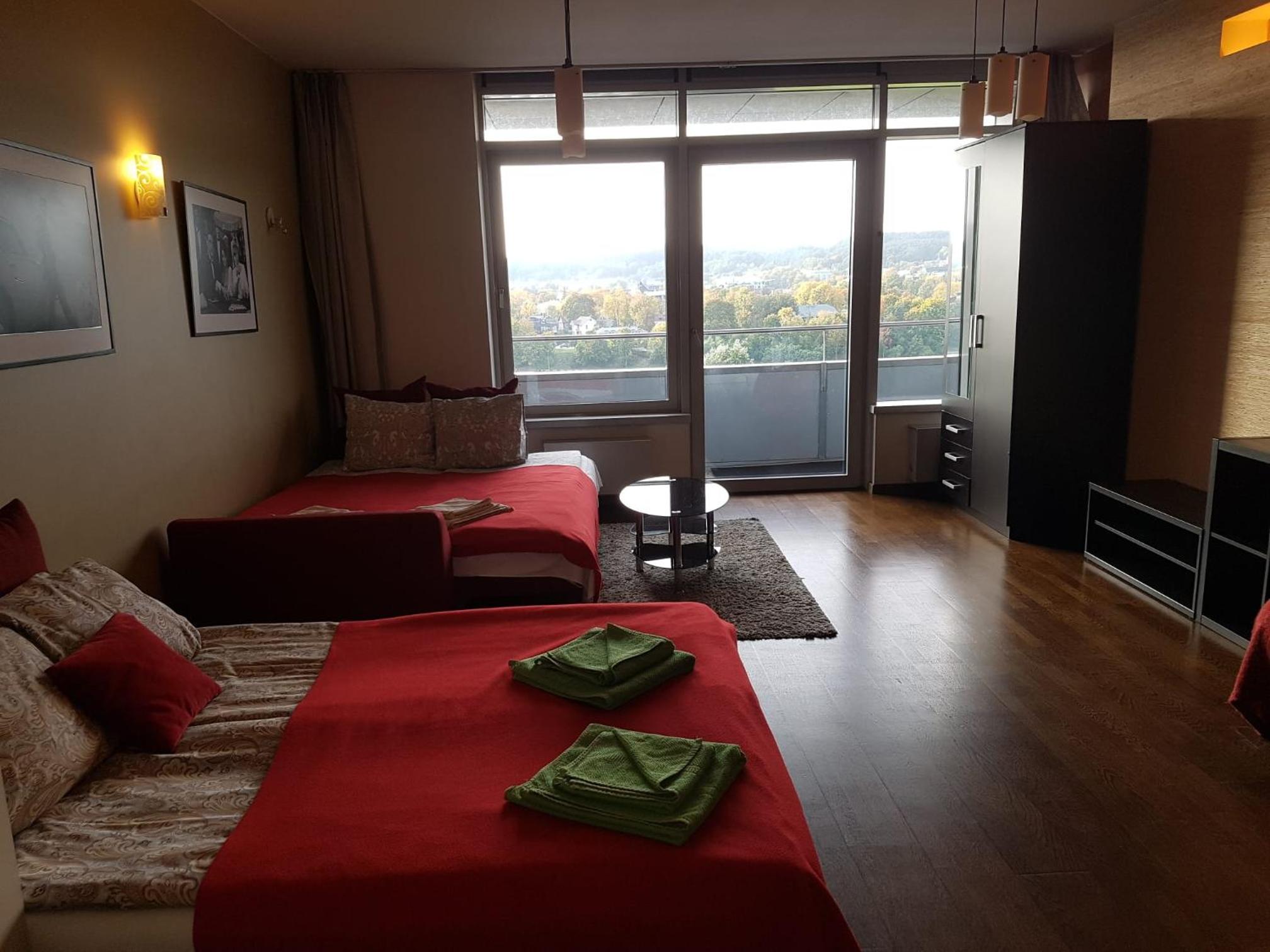 Gyneju 14 view 5