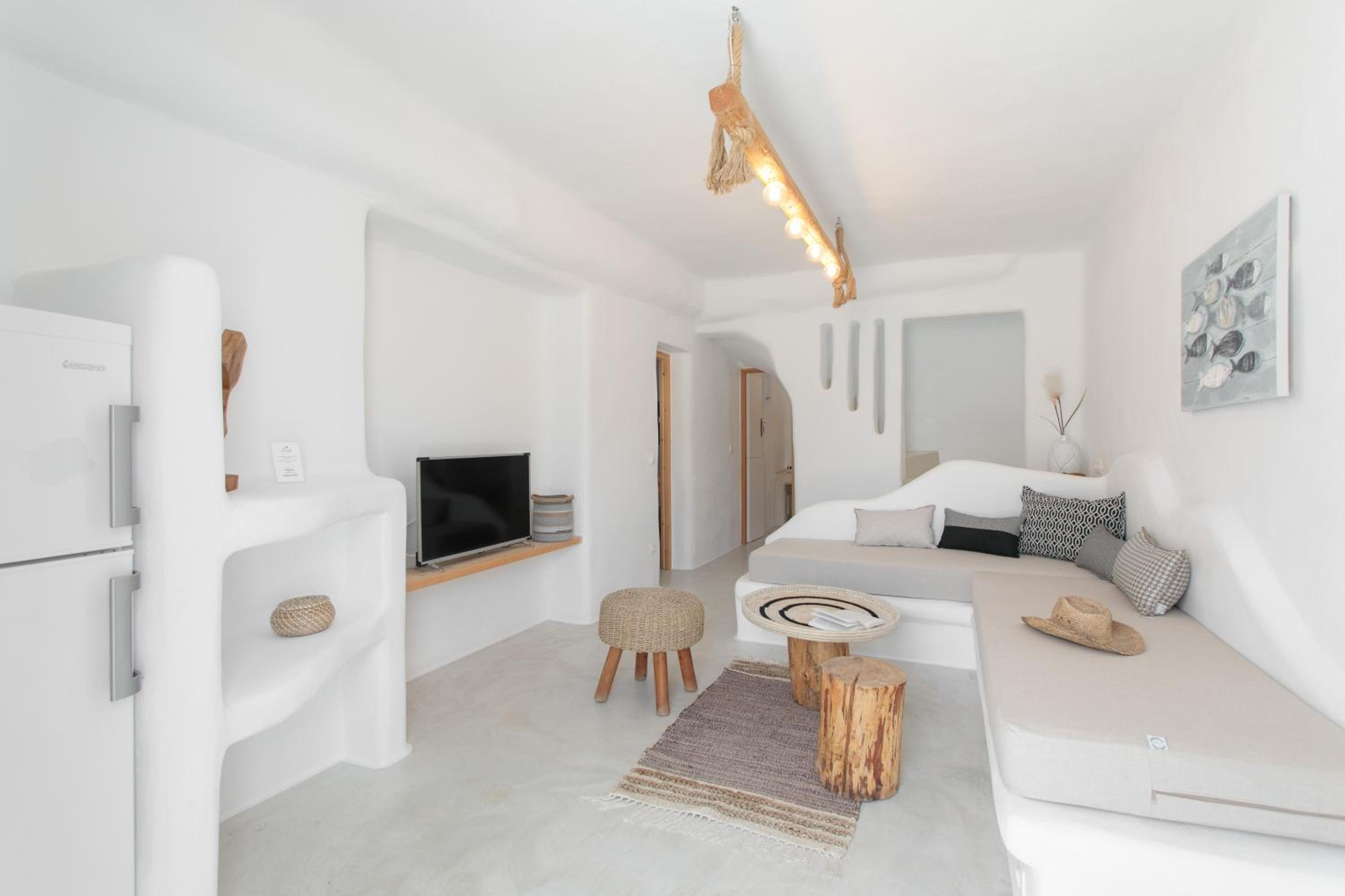 Irida Vacation Suites — photo 98